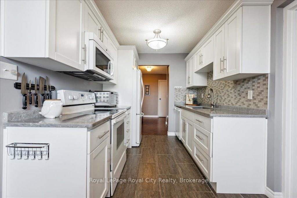 Photo 17 of Unit 311, 19 Woodlawn Road E, Guelph, Riverside Park — HOMEH