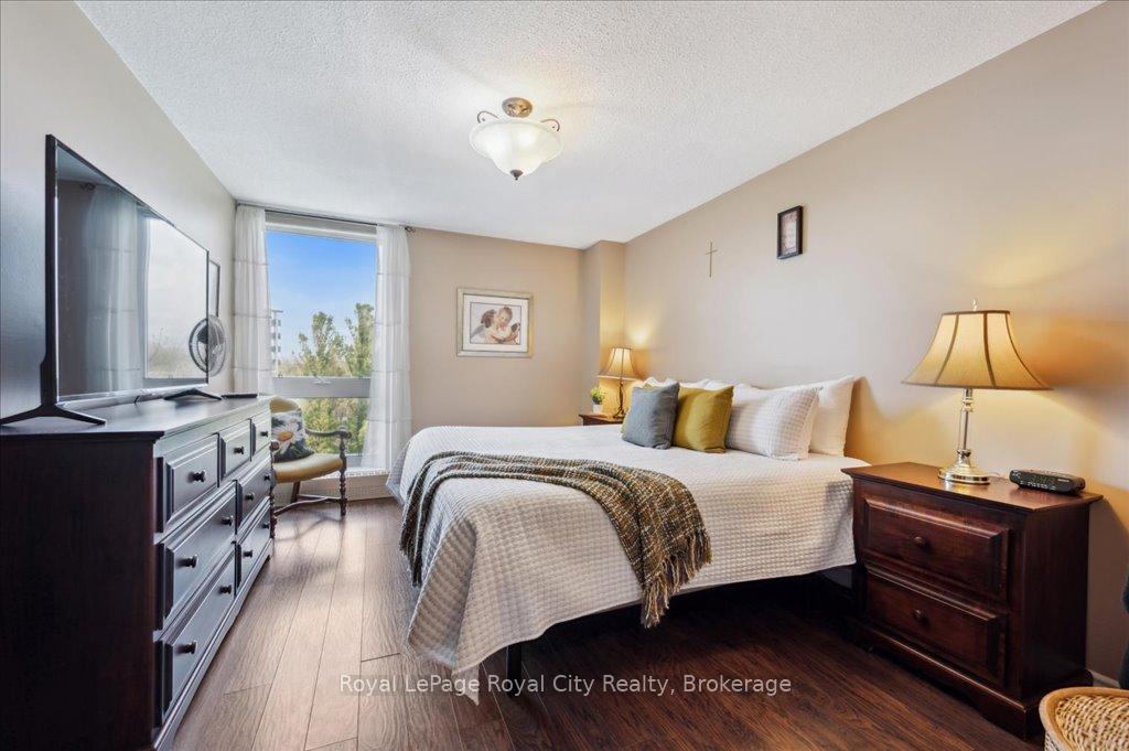 Photo 23 of Unit 311, 19 Woodlawn Road E, Guelph, Riverside Park — HOMEH