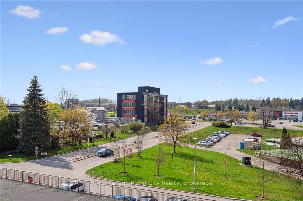 Photo 33 of Unit 311, 19 Woodlawn Road E, Guelph, Riverside Park — HOMEH