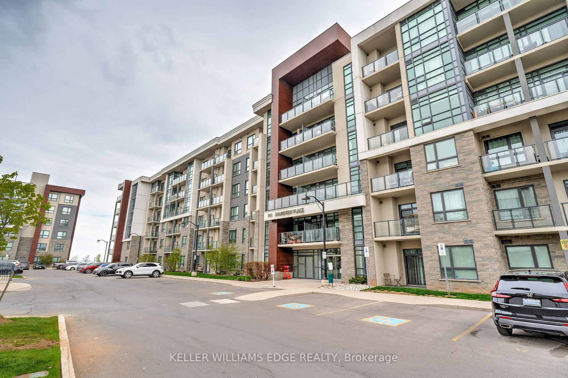 Photo 1 of Unit 325, 101 Shoreview Place, Hamilton, Lakeshore — HOMEH