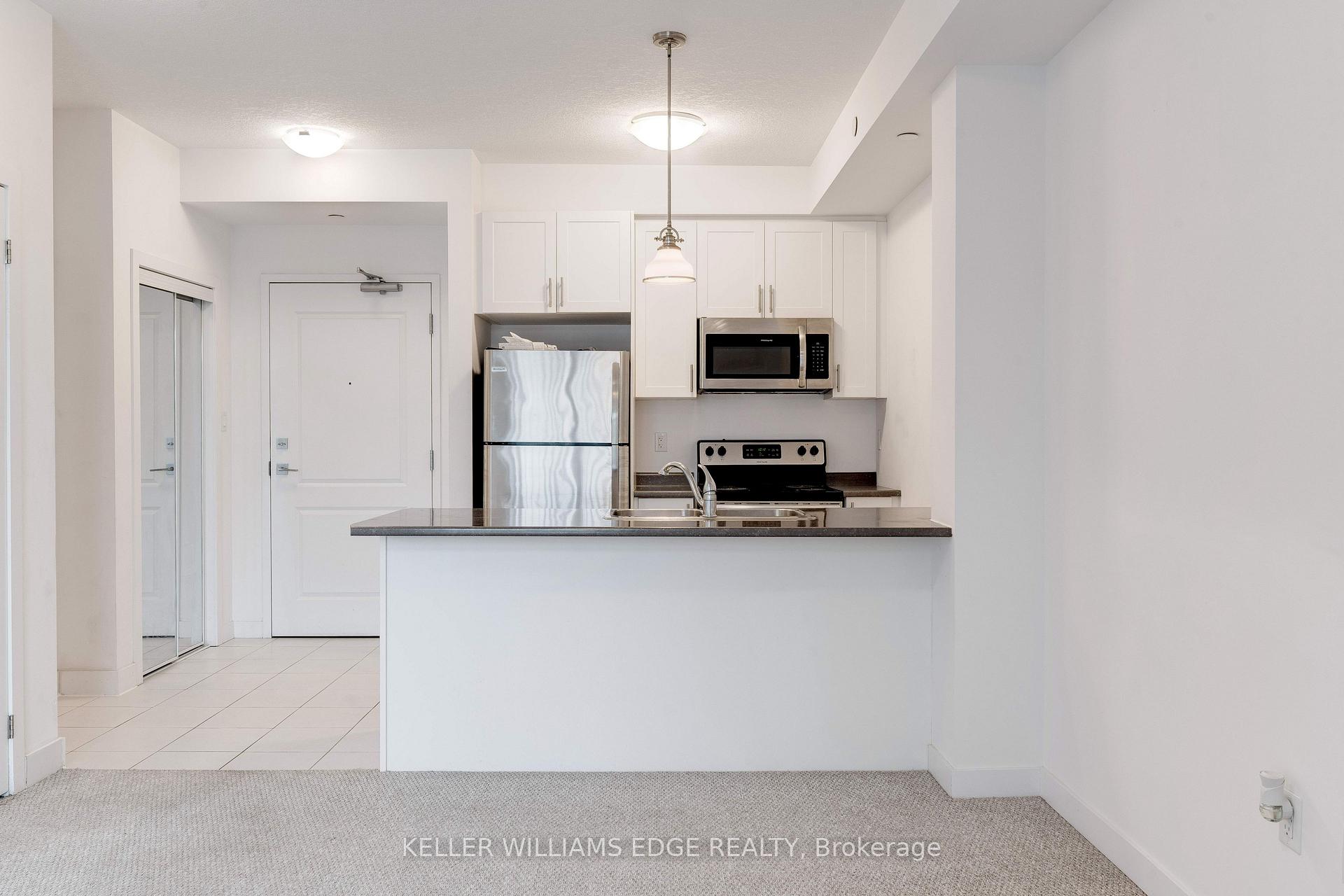 Photo 11 of Unit 325, 101 Shoreview Place, Hamilton, Lakeshore — HOMEH