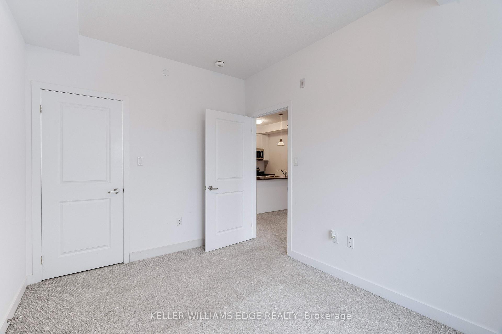 Photo 14 of Unit 325, 101 Shoreview Place, Hamilton, Lakeshore — HOMEH