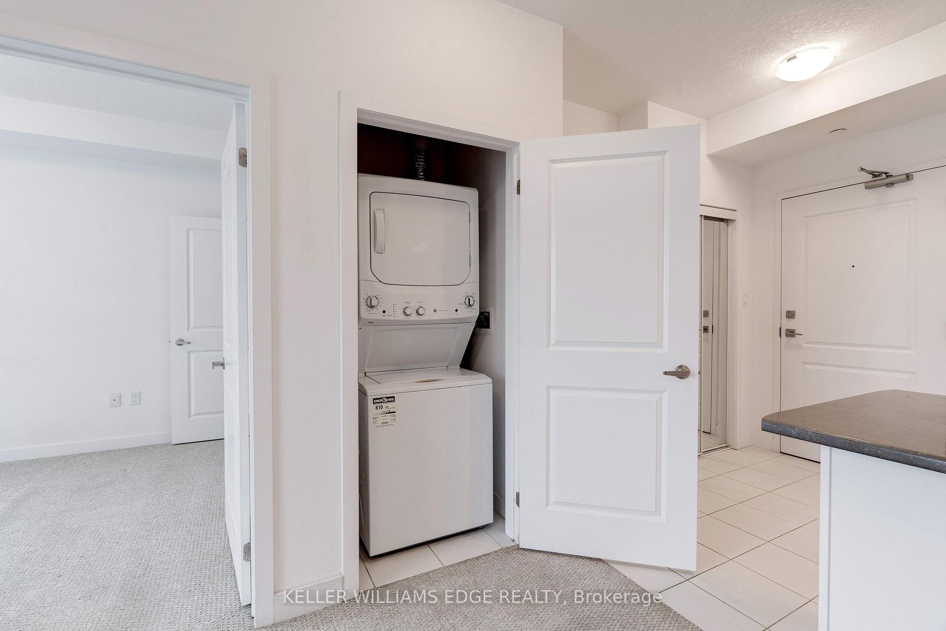 Photo 15 of Unit 325, 101 Shoreview Place, Hamilton, Lakeshore — HOMEH