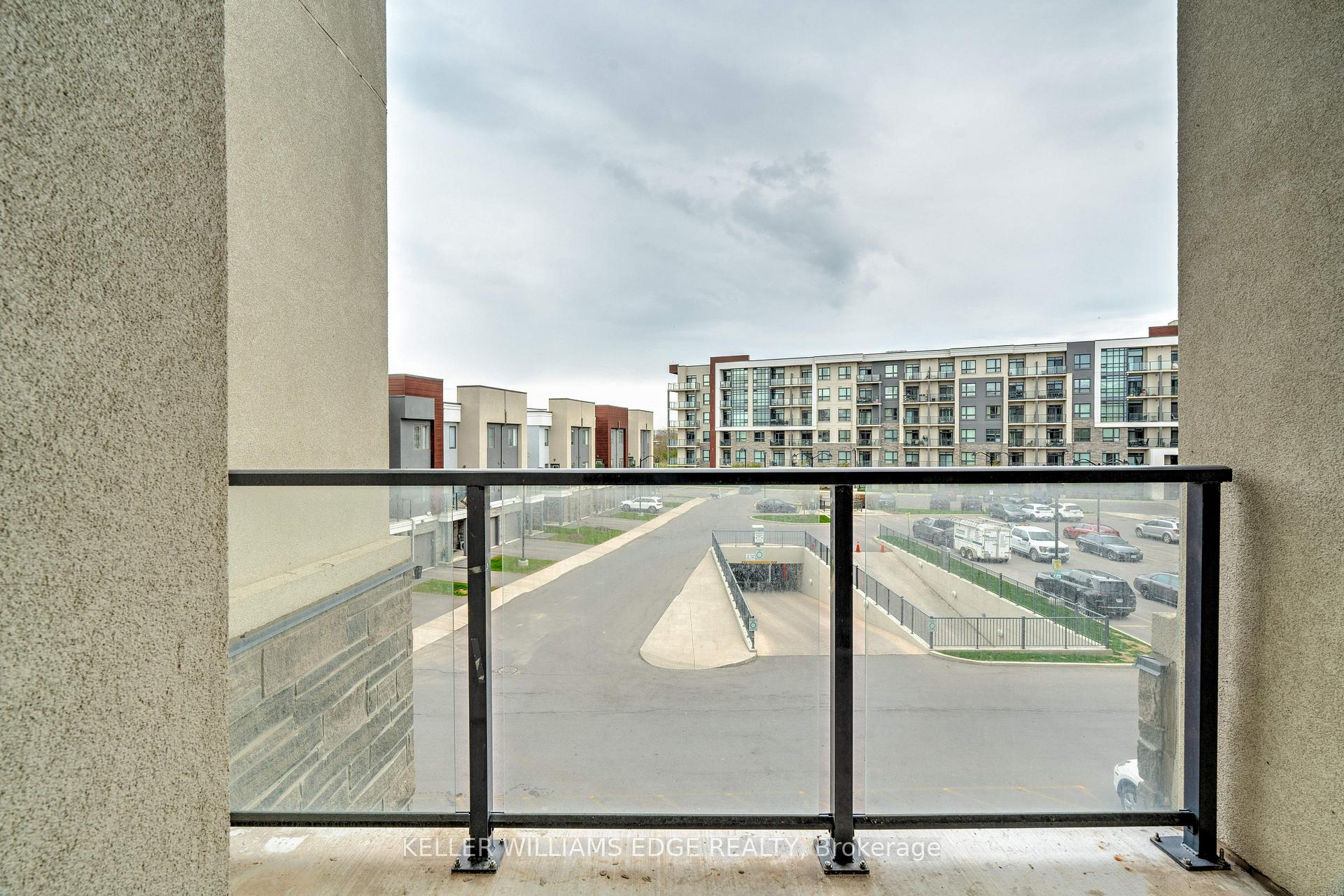 Photo 20 of Unit 325, 101 Shoreview Place, Hamilton, Lakeshore — HOMEH