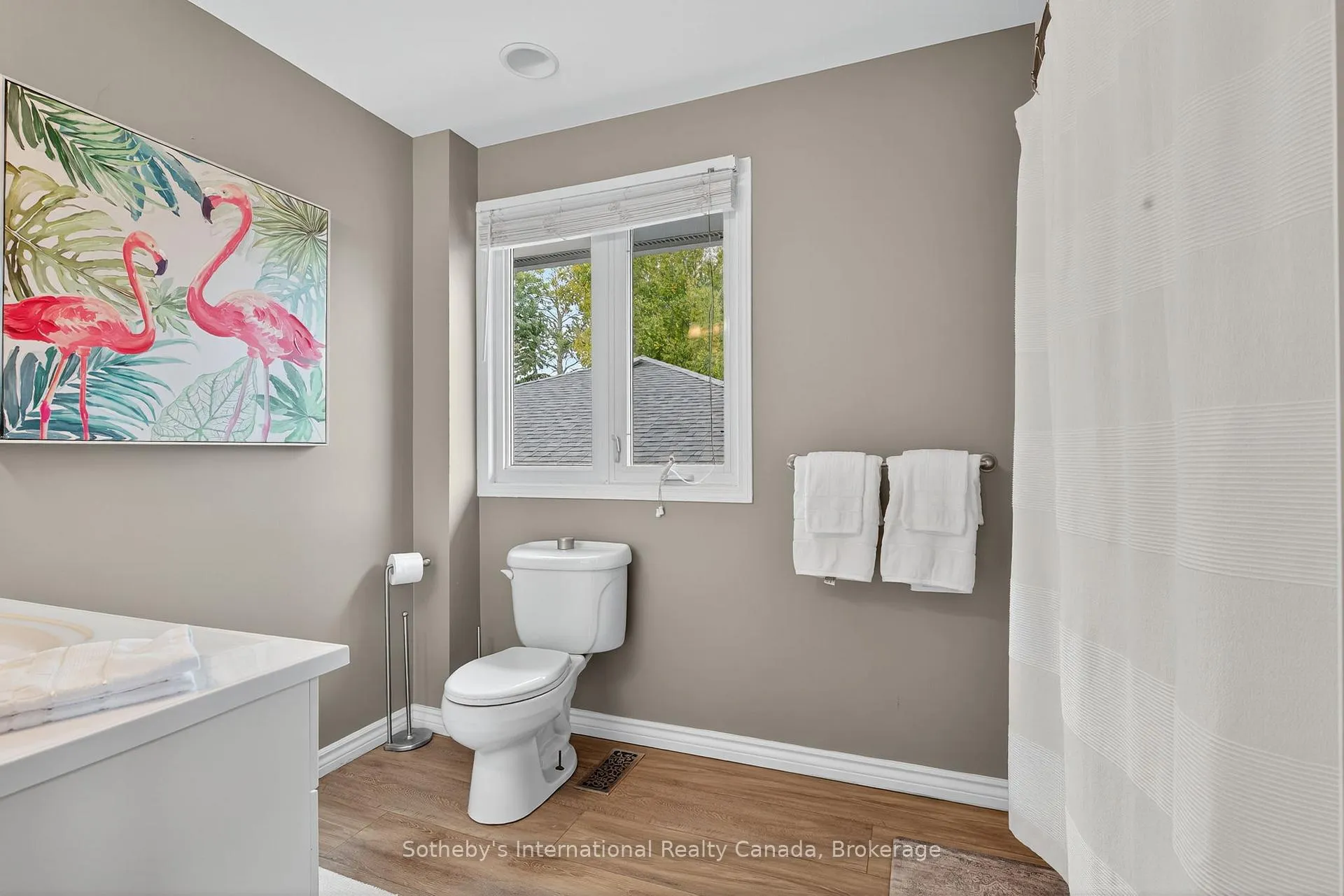 Photo 18 of 30 Bryan Drive, Collingwood — HOMEH
