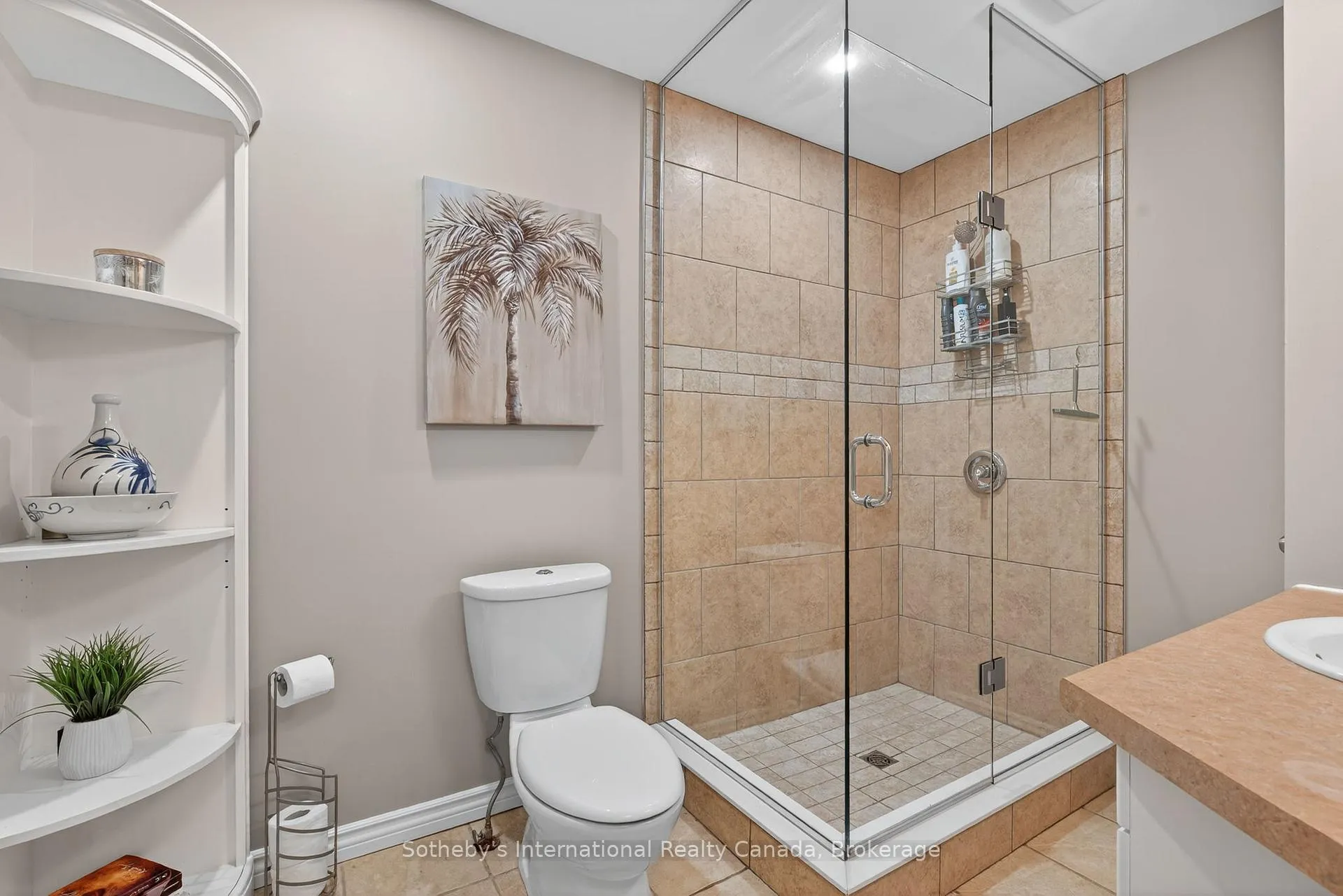 Photo 23 of 30 Bryan Drive, Collingwood — HOMEH
