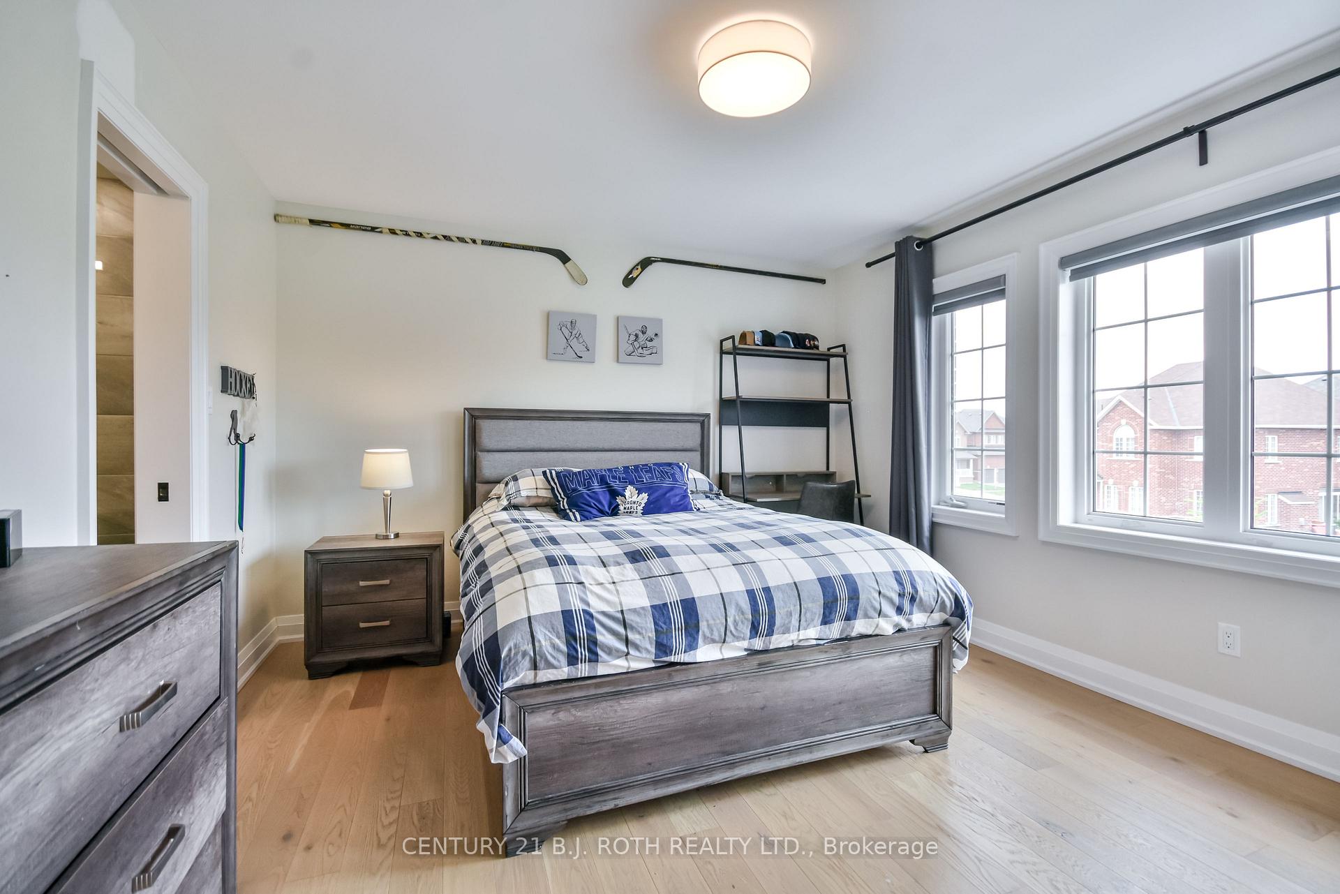 Photo 19 of 61 Muirfield Drive, Barrie, Holly — HOMEH