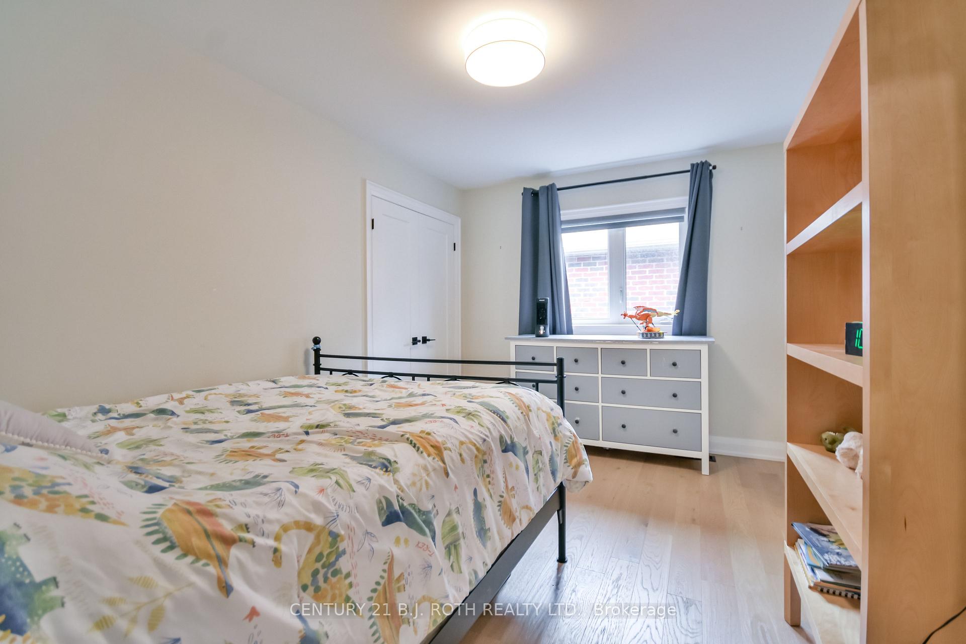 Photo 22 of 61 Muirfield Drive, Barrie, Holly — HOMEH
