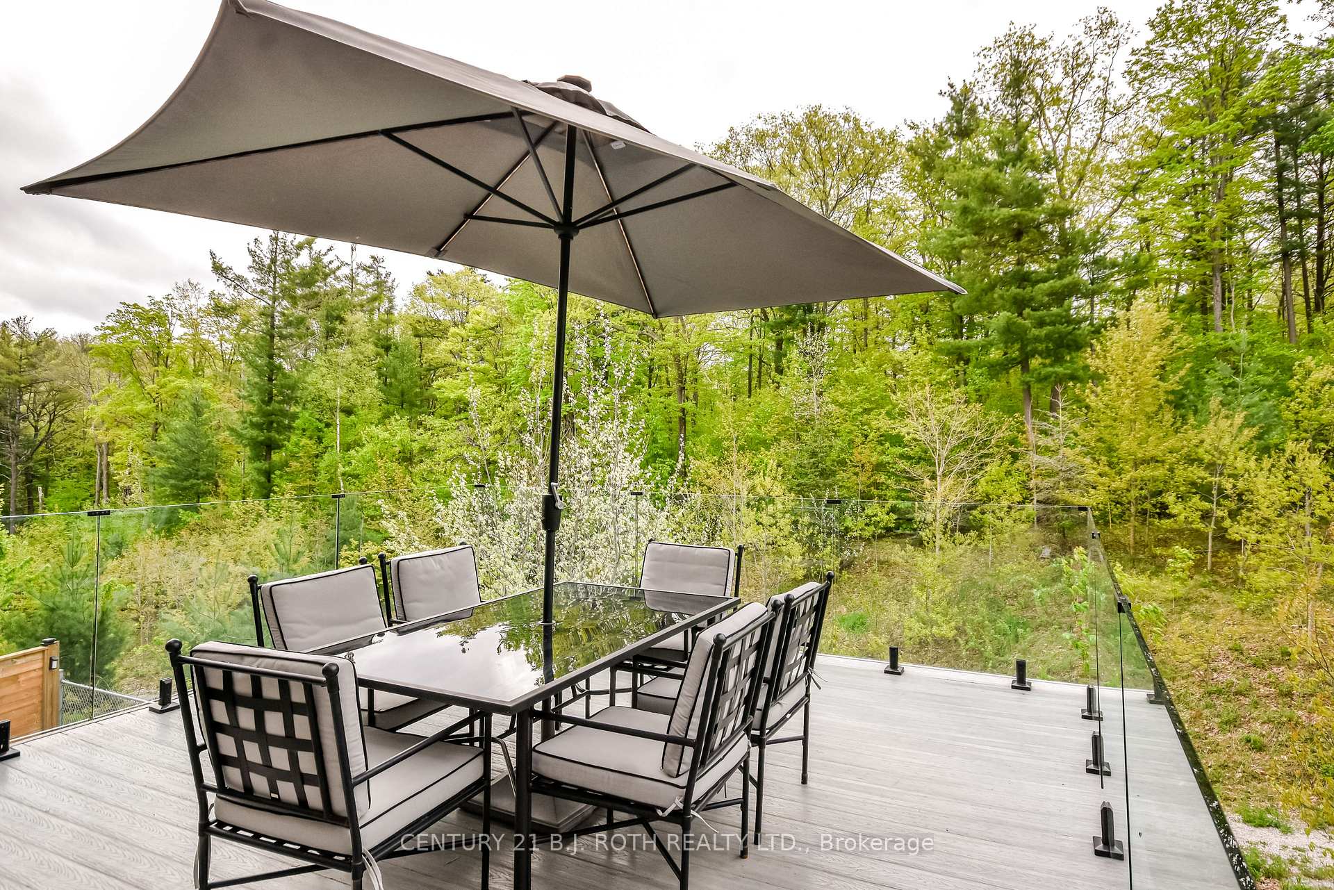 Photo 37 of 61 Muirfield Drive, Barrie, Holly — HOMEH