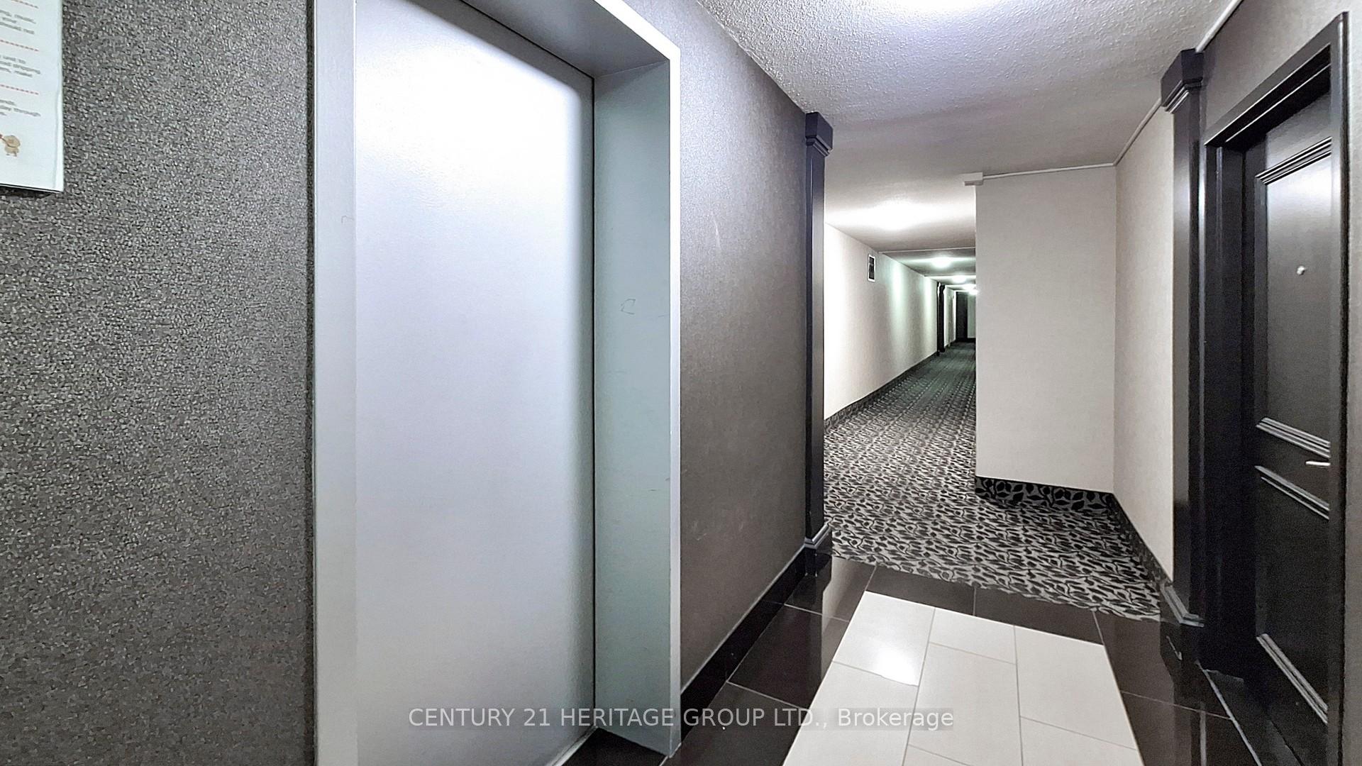 Photo 8 of Unit 403, 1 Royal Orchard Boulevard, Markham, Royal Orchard — HOMEH