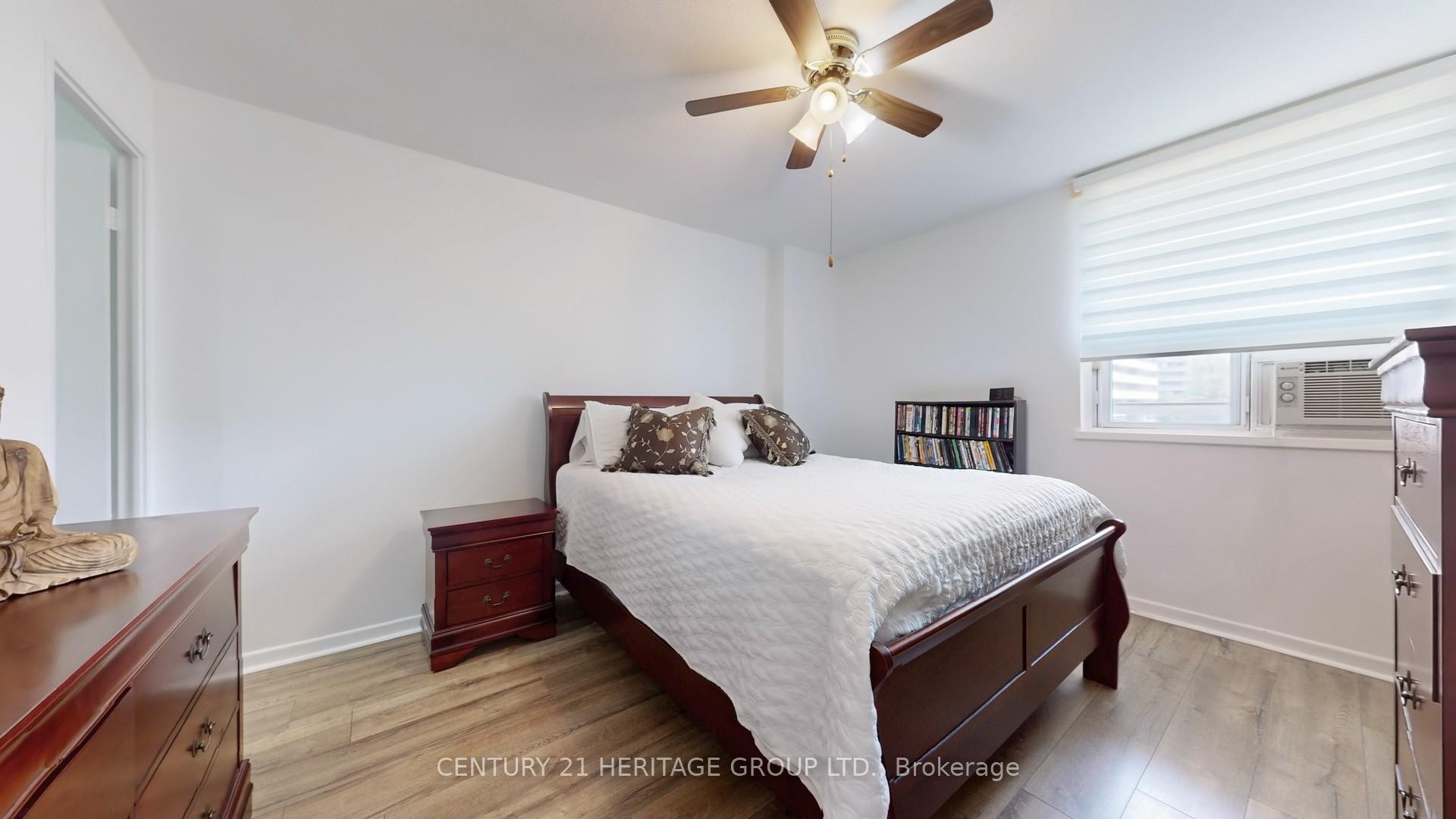 Photo 25 of Unit 403, 1 Royal Orchard Boulevard, Markham, Royal Orchard — HOMEH