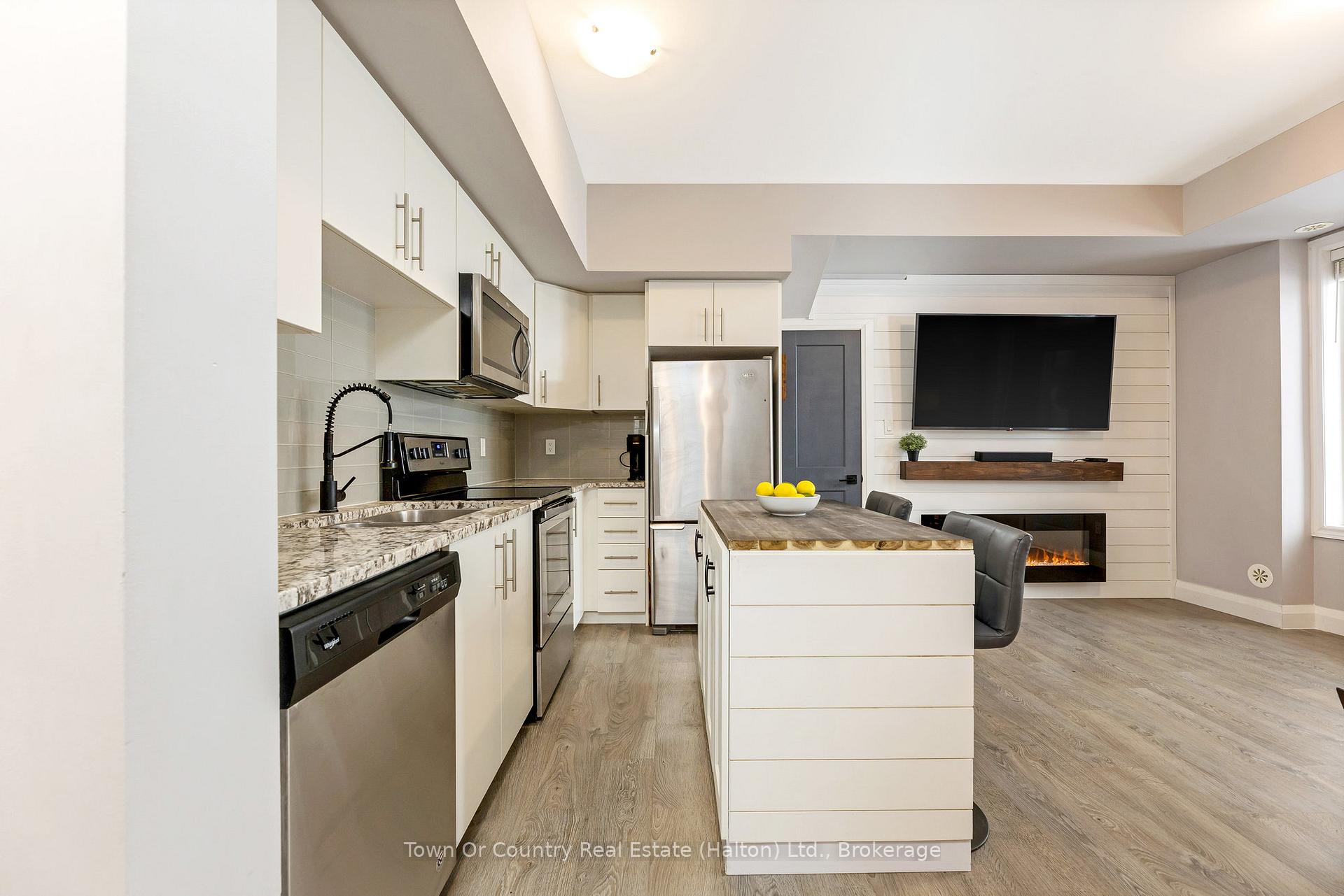 Photo 11 of 166 Watson Parkway N, Guelph, Grange Road — HOMEH