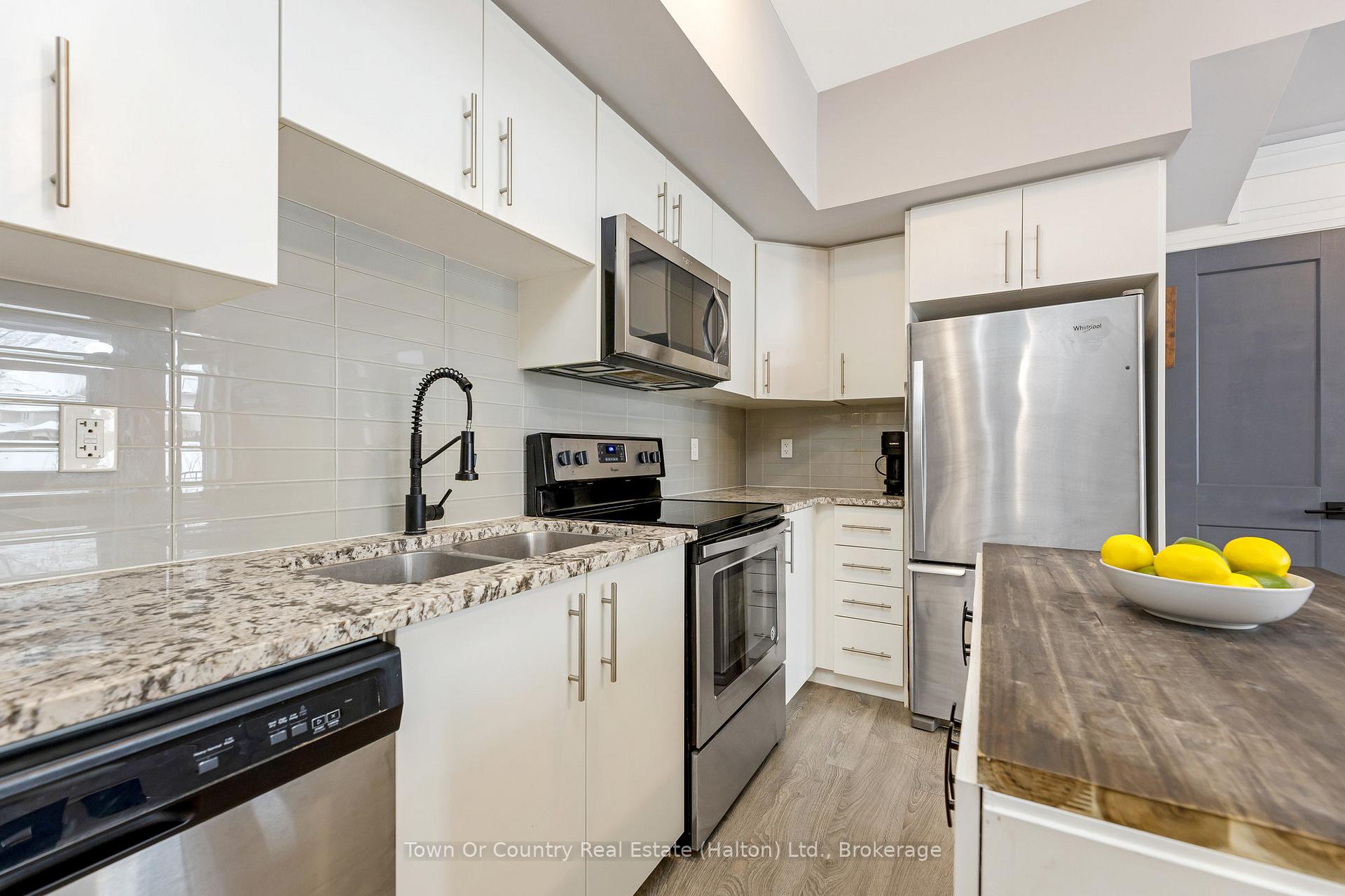 Photo 14 of 166 Watson Parkway N, Guelph, Grange Road — HOMEH