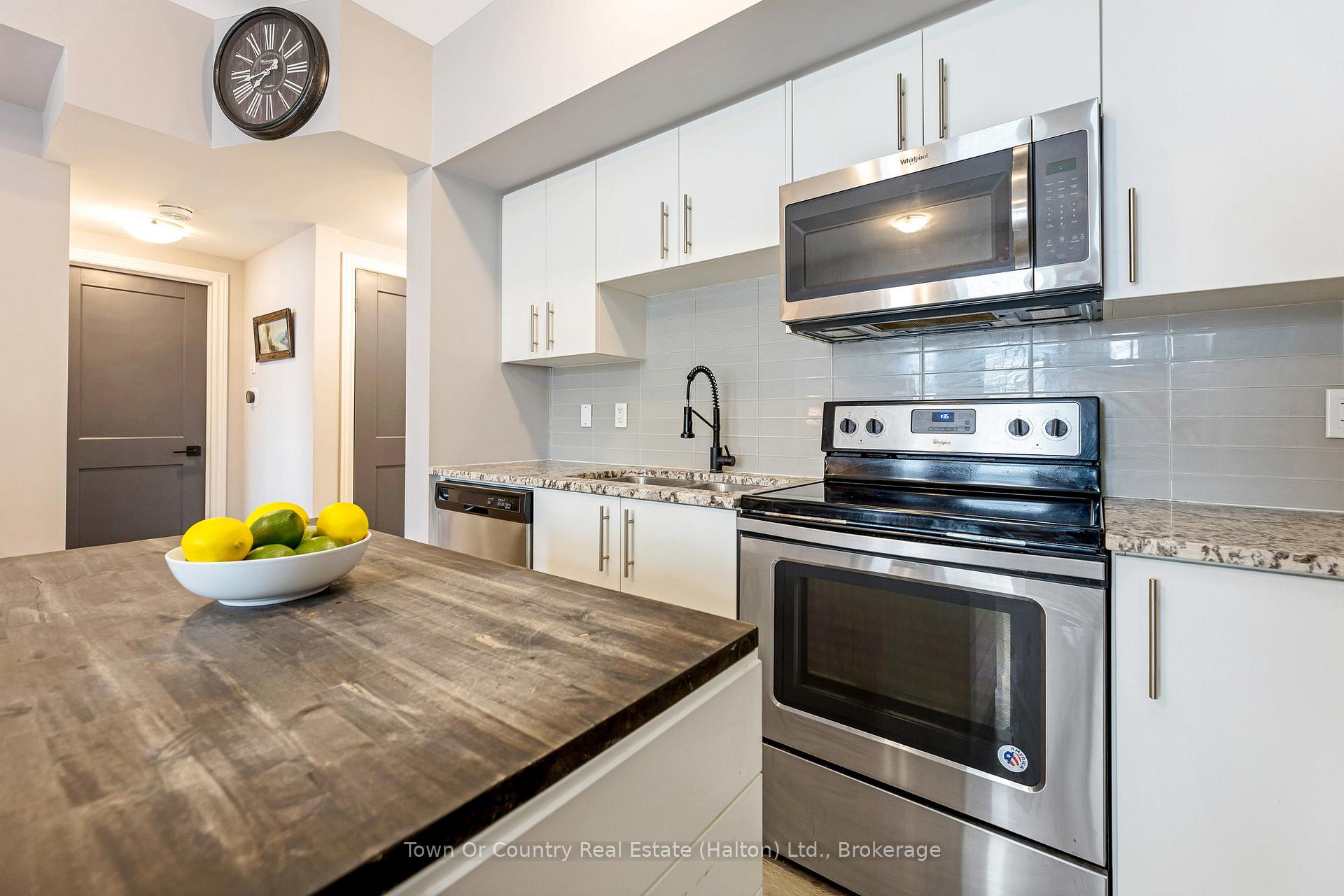 Photo 15 of 166 Watson Parkway N, Guelph, Grange Road — HOMEH
