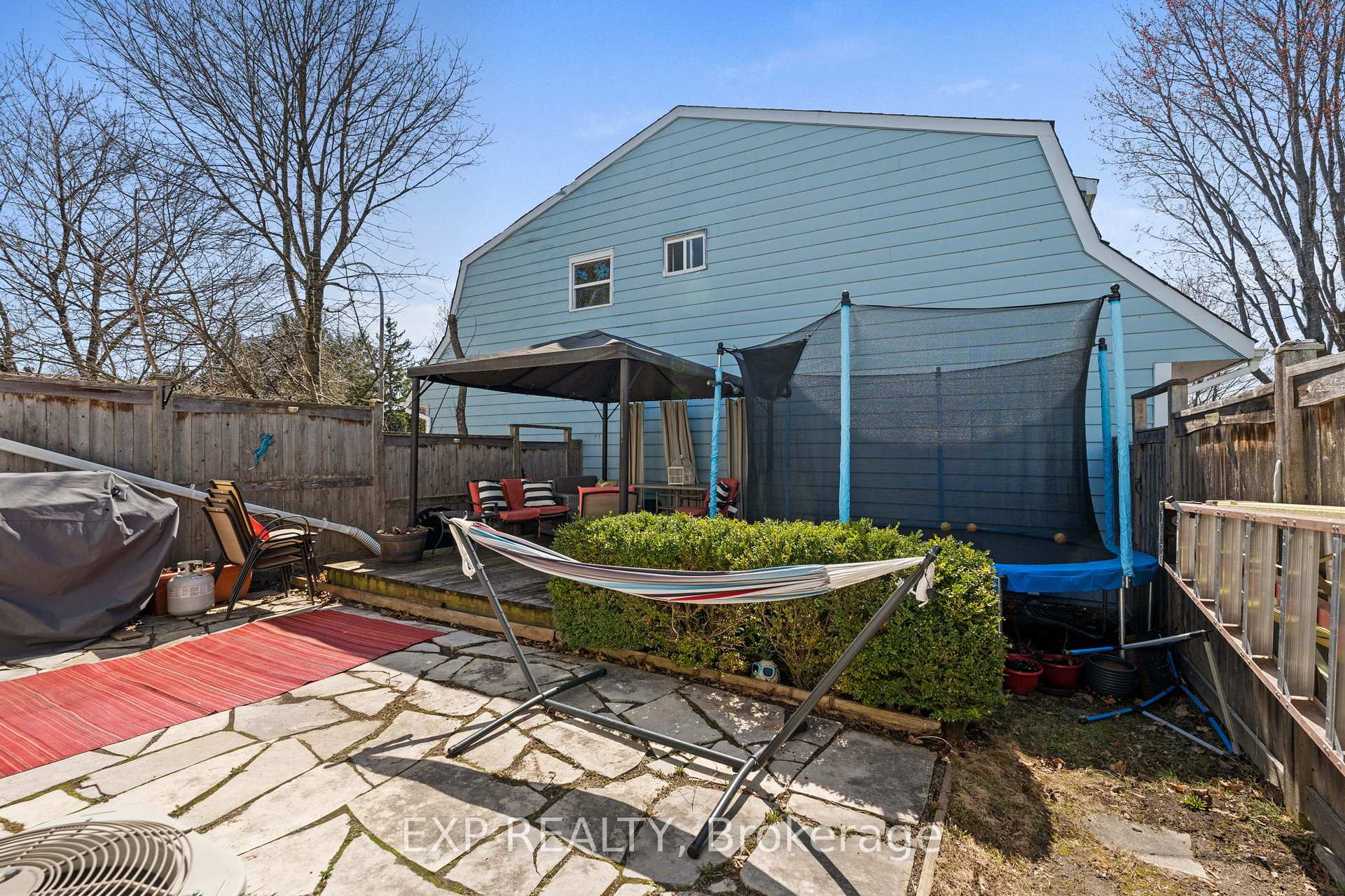 Photo 39 of 4 Trafford Lane, Ottawa, Barrhaven - On the Green — HOMEH
