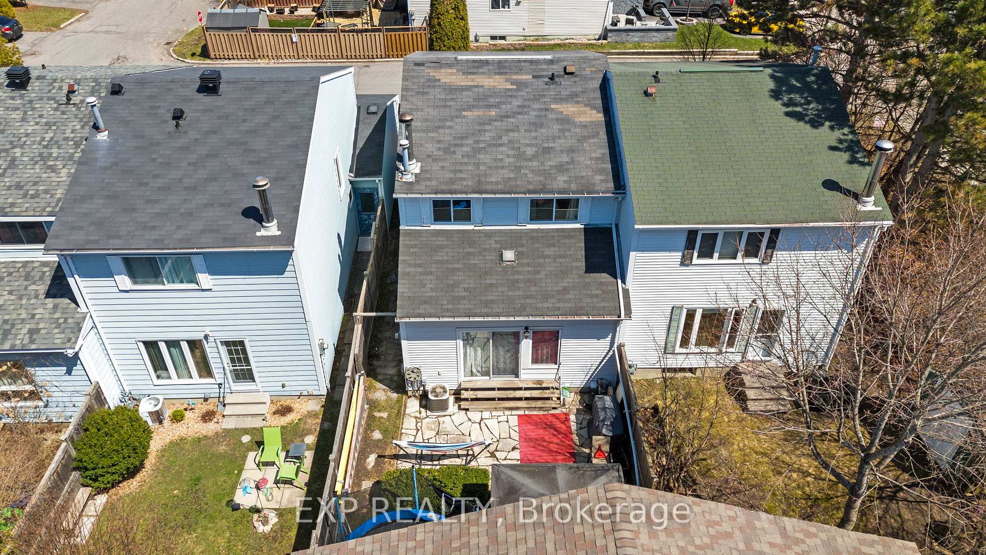 Photo 43 of 4 Trafford Lane, Ottawa, Barrhaven - On the Green — HOMEH