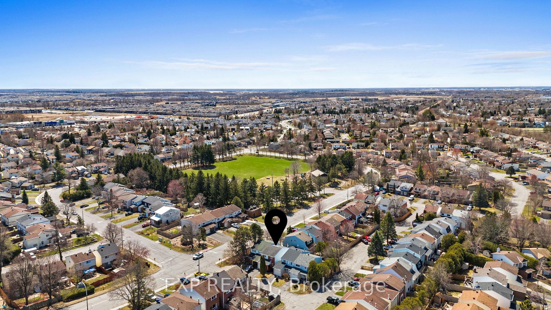 Photo 45 of 4 Trafford Lane, Ottawa, Barrhaven - On the Green — HOMEH