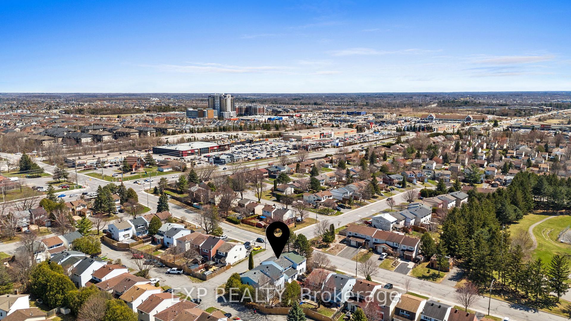 Photo 47 of 4 Trafford Lane, Ottawa, Barrhaven - On the Green — HOMEH