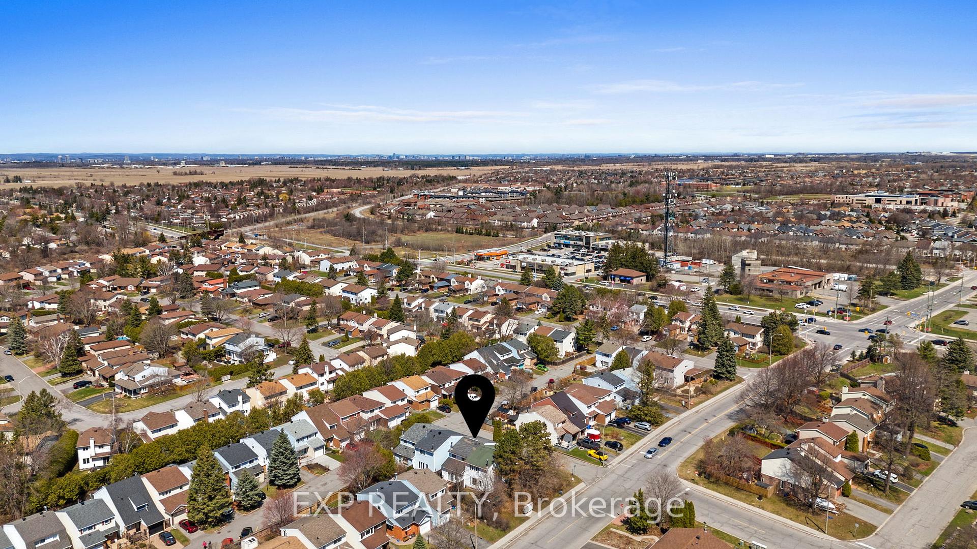 Photo 48 of 4 Trafford Lane, Ottawa, Barrhaven - On the Green — HOMEH