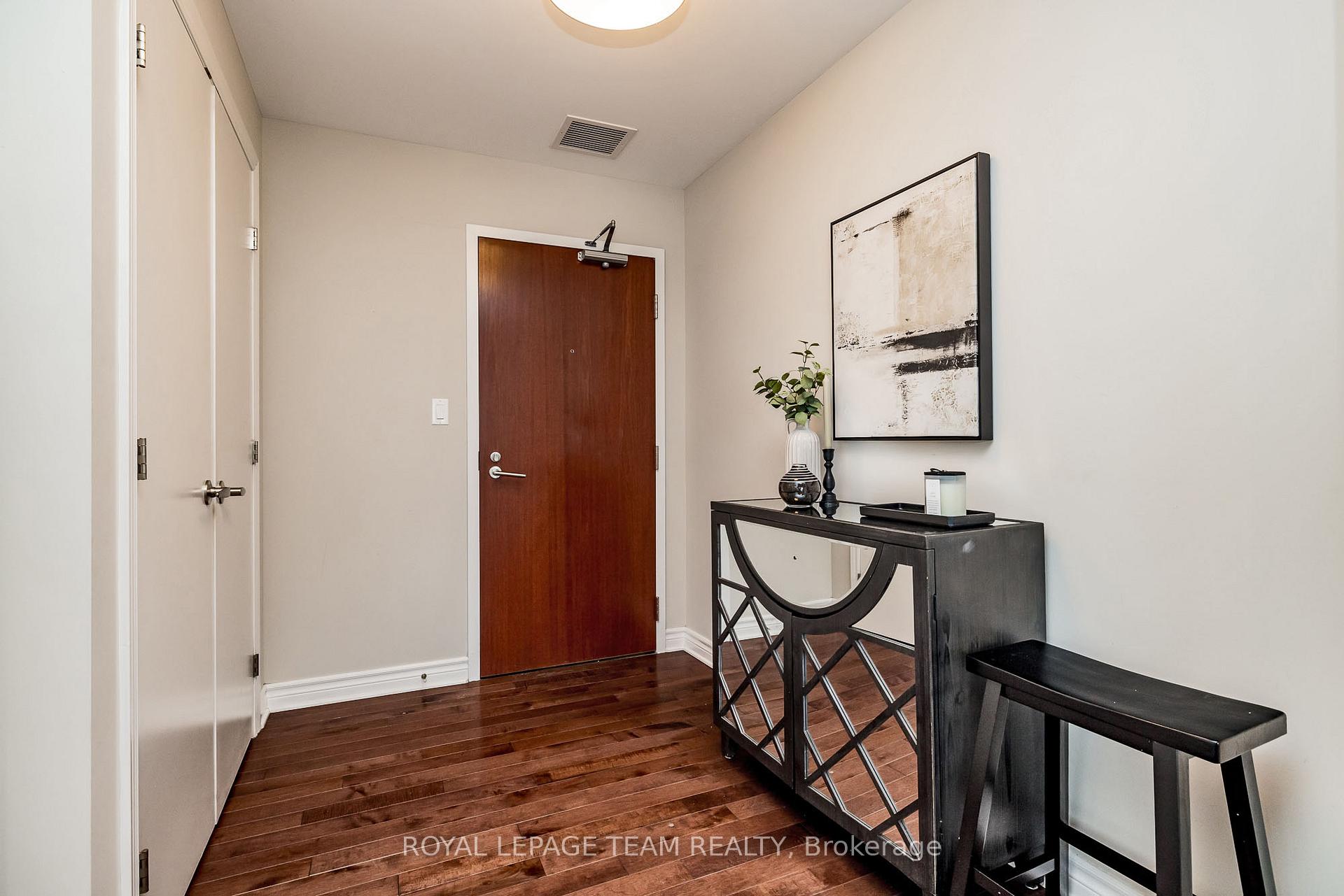 Photo 5 of Unit 501, 575 Byron Avenue, Ottawa, McKellar/Highland — HOMEH