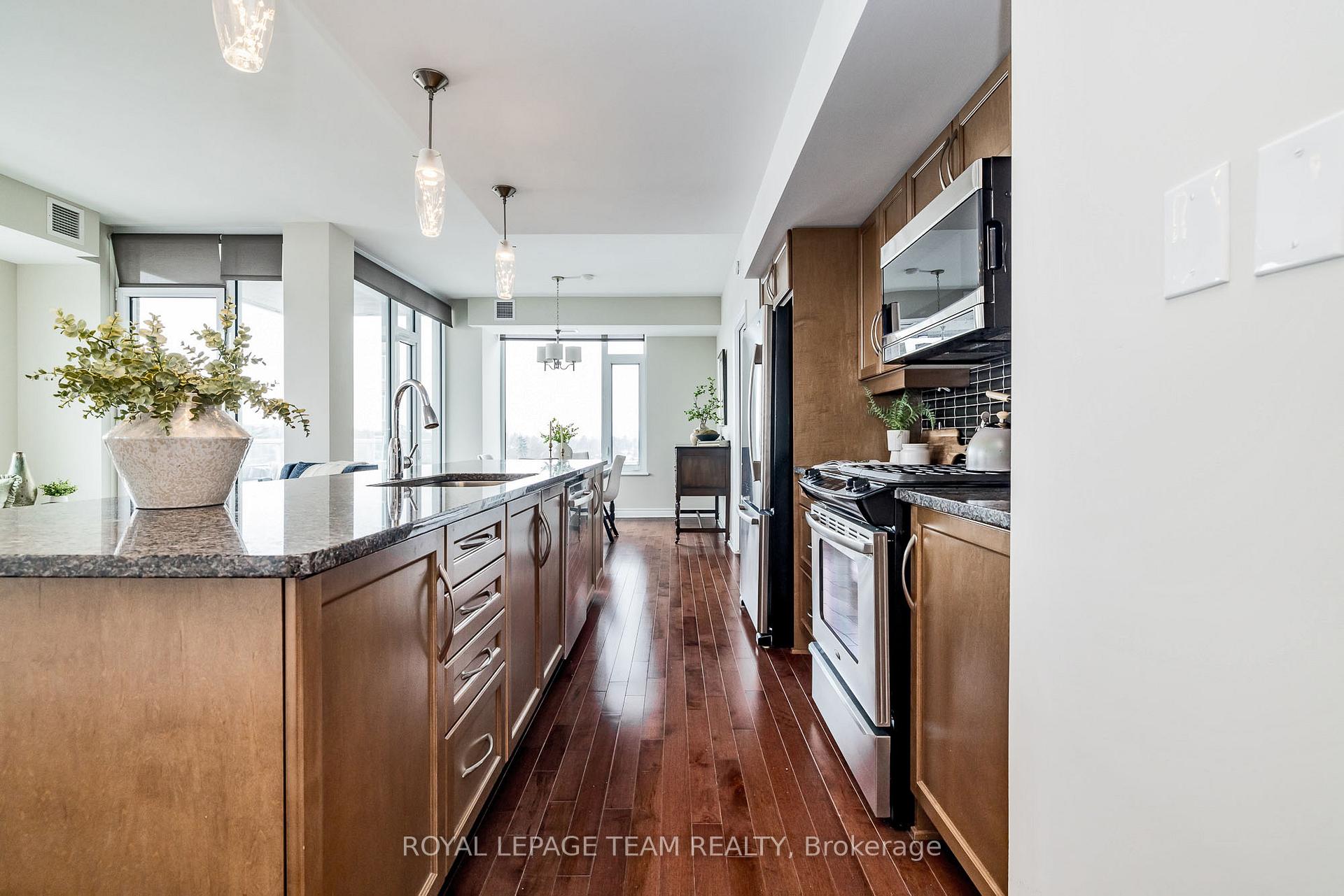 Photo 17 of Unit 501, 575 Byron Avenue, Ottawa, McKellar/Highland — HOMEH
