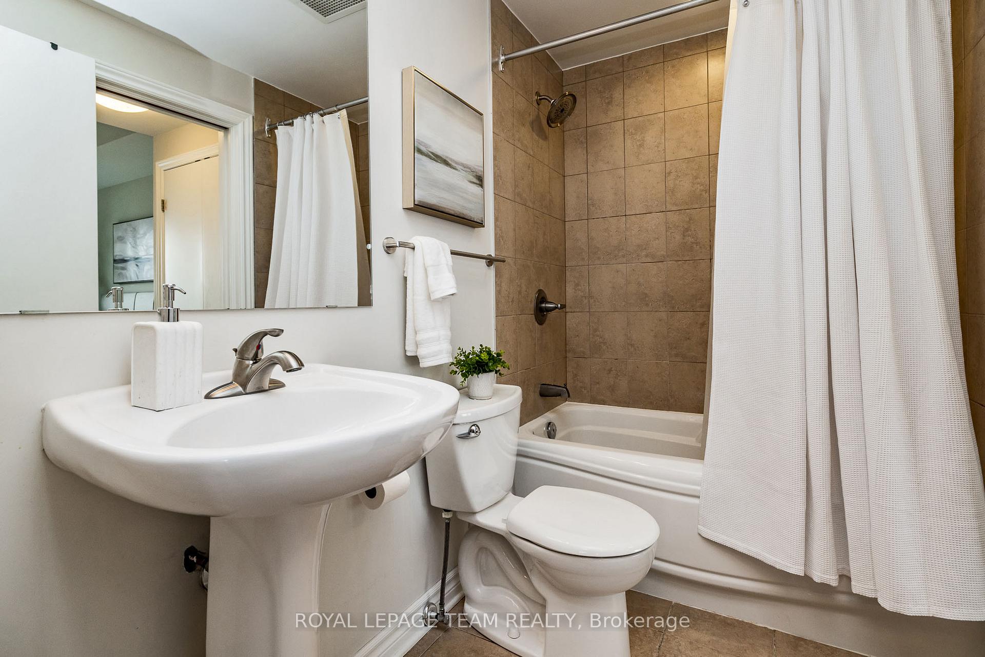 Photo 33 of Unit 501, 575 Byron Avenue, Ottawa, McKellar/Highland — HOMEH