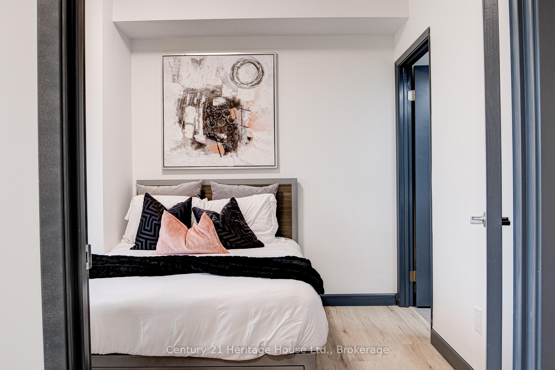 Photo 8 of Unit 709, 298 Hemlock Street, Waterloo — HOMEH