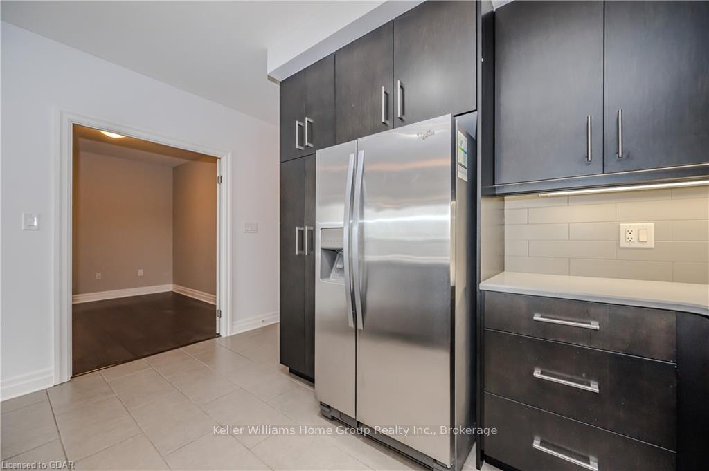 Photo 10 of Unit 708, 160 Macdonell Street, Guelph, Downtown — HOMEH