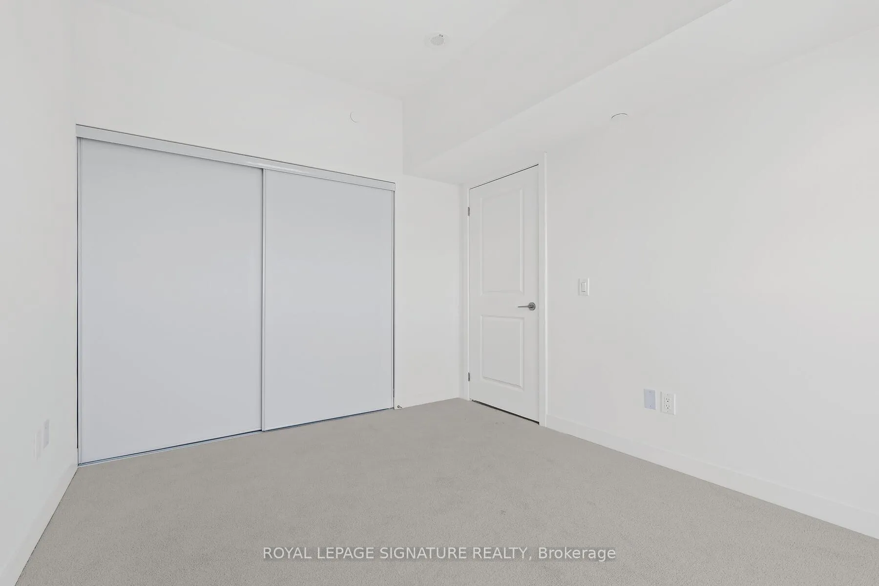 Photo 9 of Unit 405, 1010 Sandy Beach Road, Pickering, Bay Ridges — HOMEH