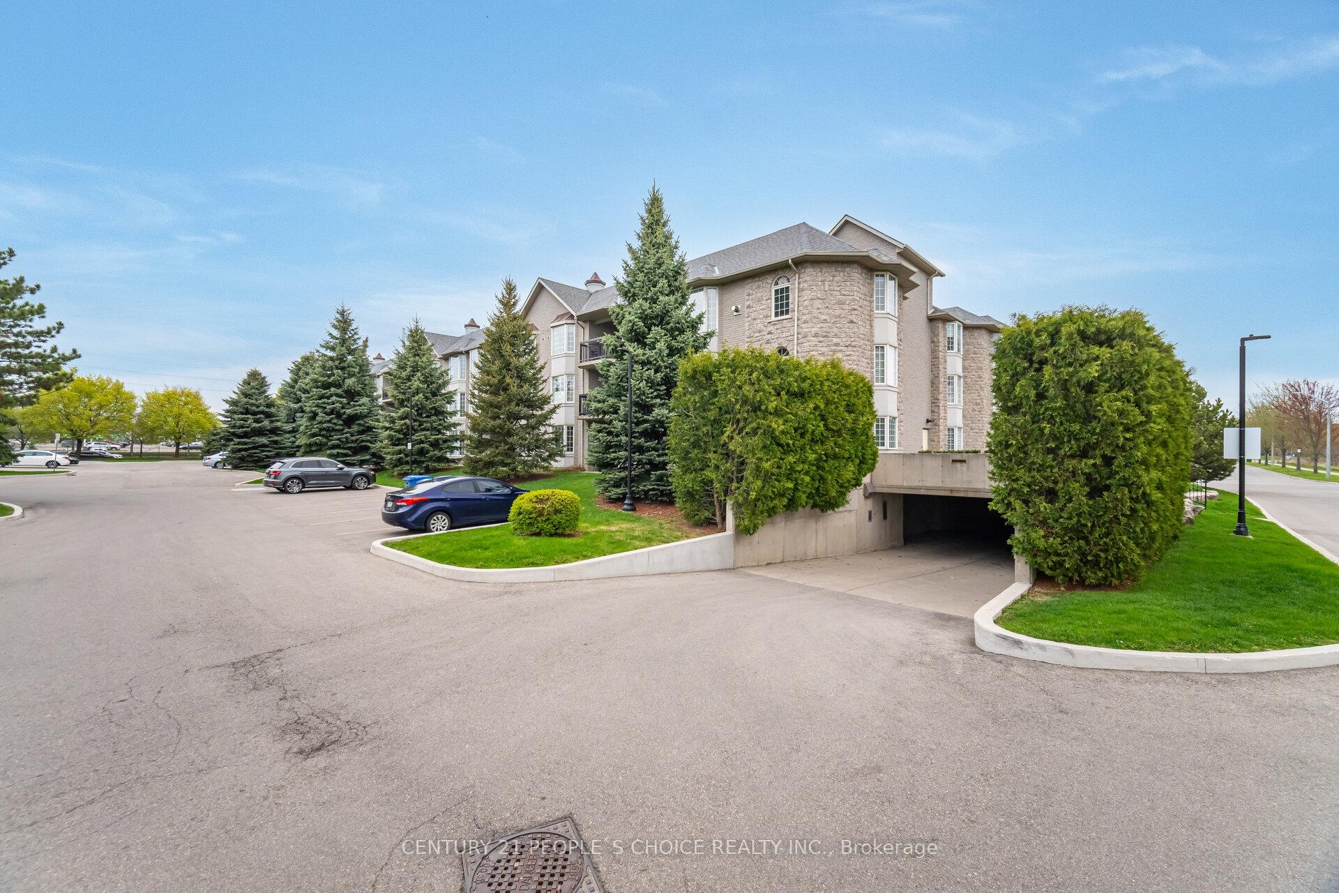 Front of Unit 308, 990 Golf Links Road
