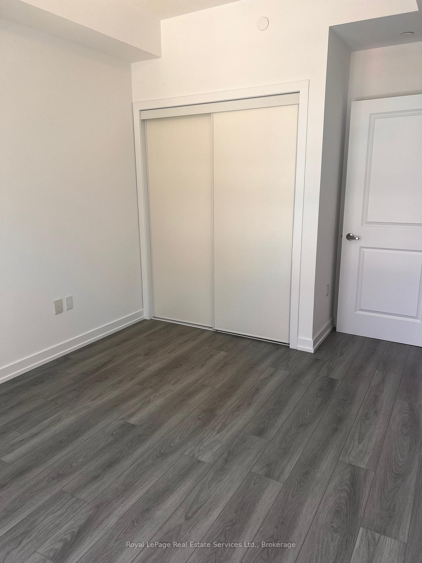 Photo 12 of Unit 324, 460 Dundas Street E, Hamilton, Waterdown — HOMEH