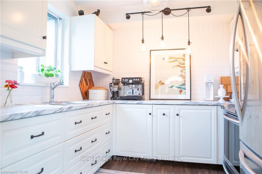 Photo 6 of Unit 504, 358 Waterloo Avenue, Guelph, Junction/Onward Willow — HOMEH