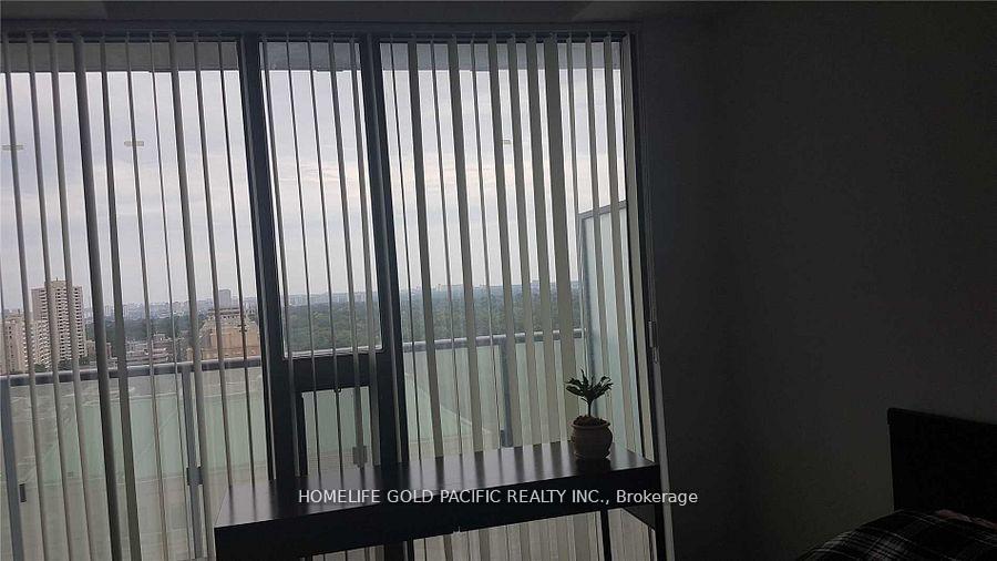 Photo 15 of Unit 1907, 1815 Yonge Street, Toronto, Mount Pleasant West — HOMEH