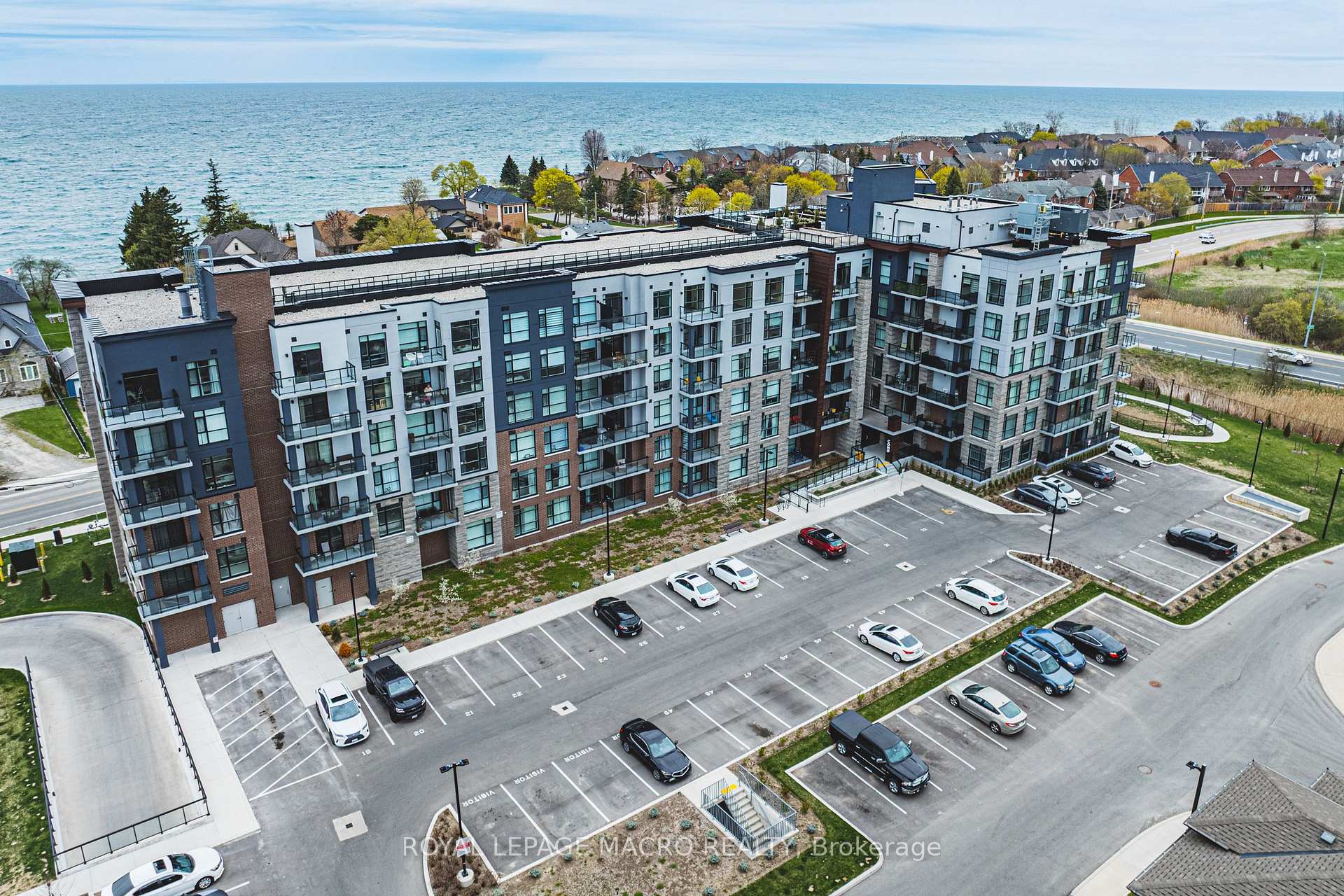 Photo 2 of Unit #210, 600 North Service Road, Hamilton, Lakeshore — HOMEH