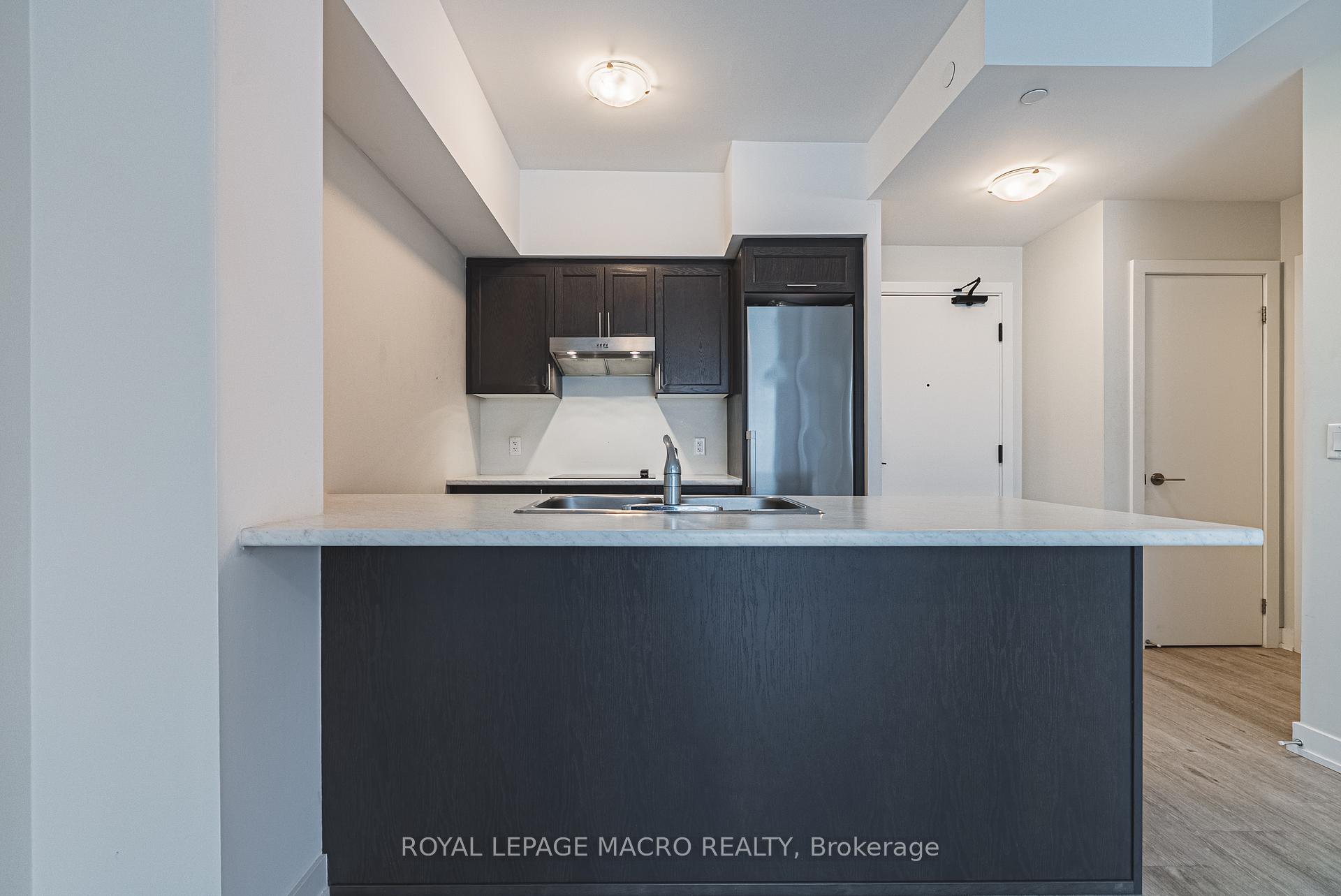 Photo 9 of Unit #210, 600 North Service Road, Hamilton, Lakeshore — HOMEH