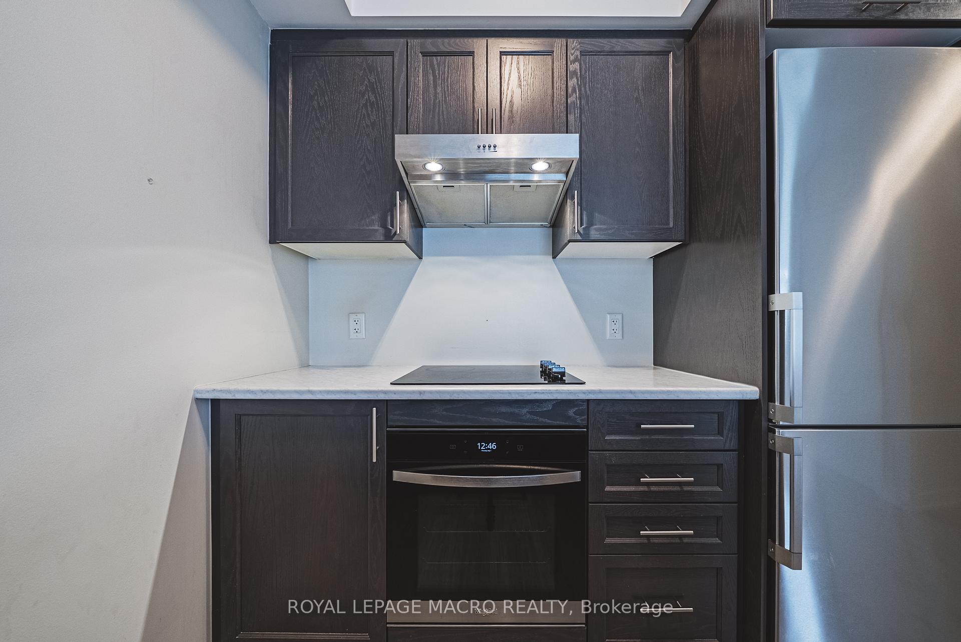 Photo 10 of Unit #210, 600 North Service Road, Hamilton, Lakeshore — HOMEH