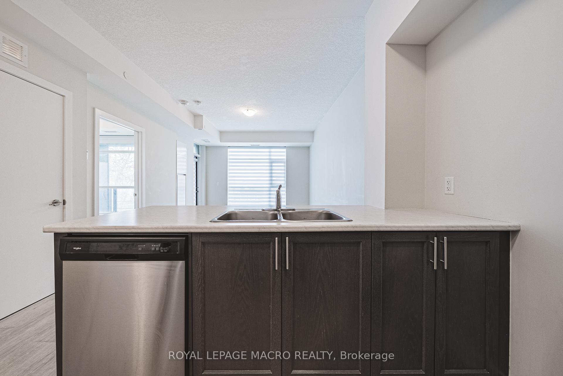 Photo 11 of Unit #210, 600 North Service Road, Hamilton, Lakeshore — HOMEH