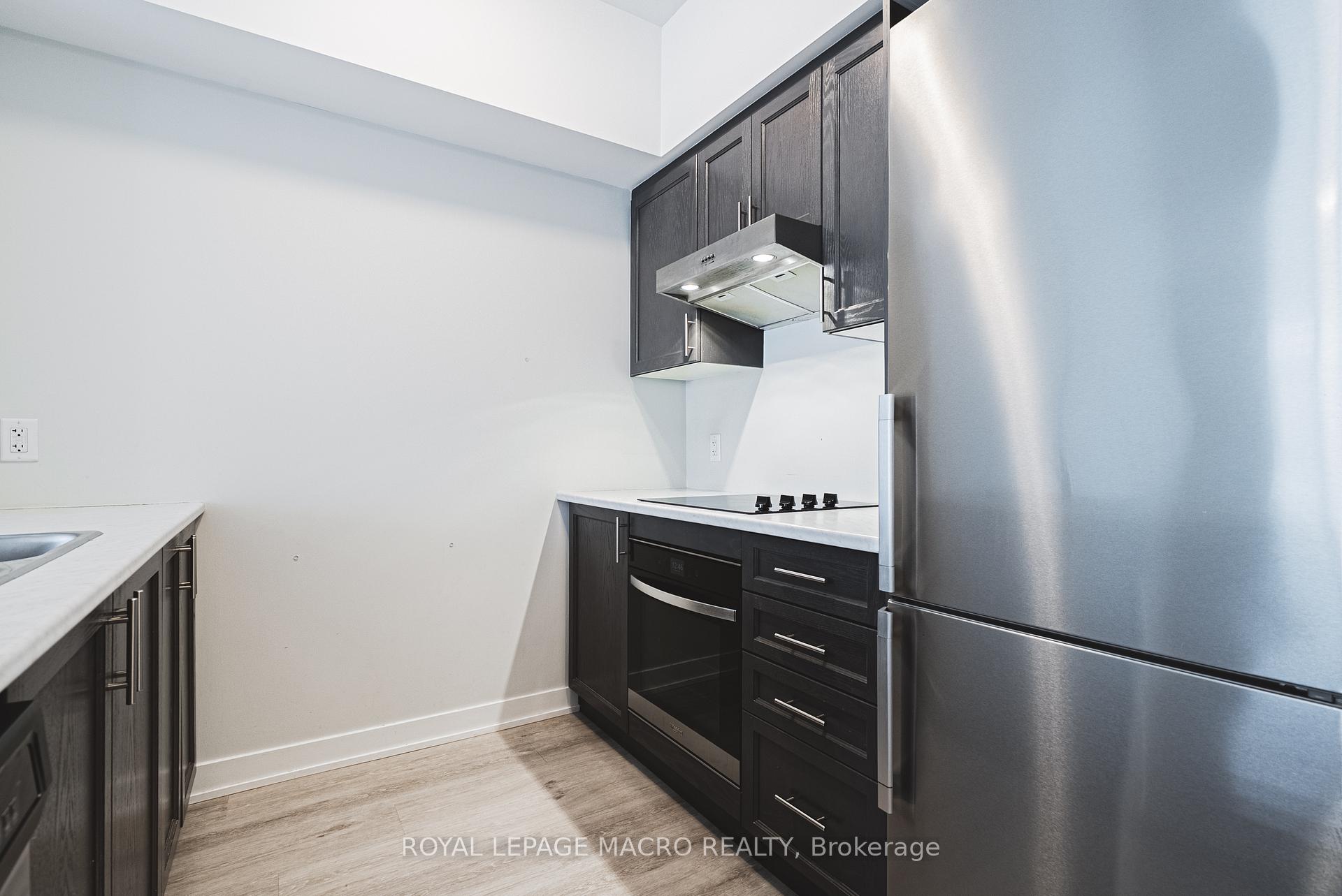 Photo 12 of Unit #210, 600 North Service Road, Hamilton, Lakeshore — HOMEH