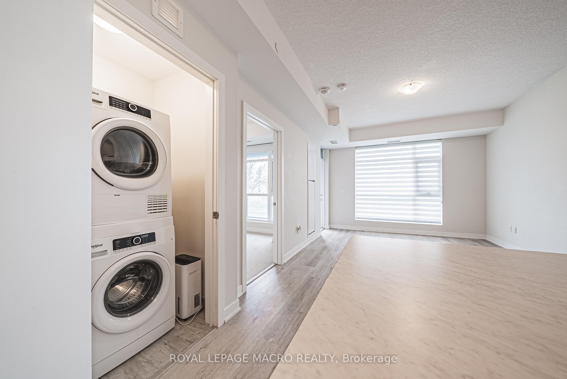Photo 17 of Unit #210, 600 North Service Road, Hamilton, Lakeshore — HOMEH
