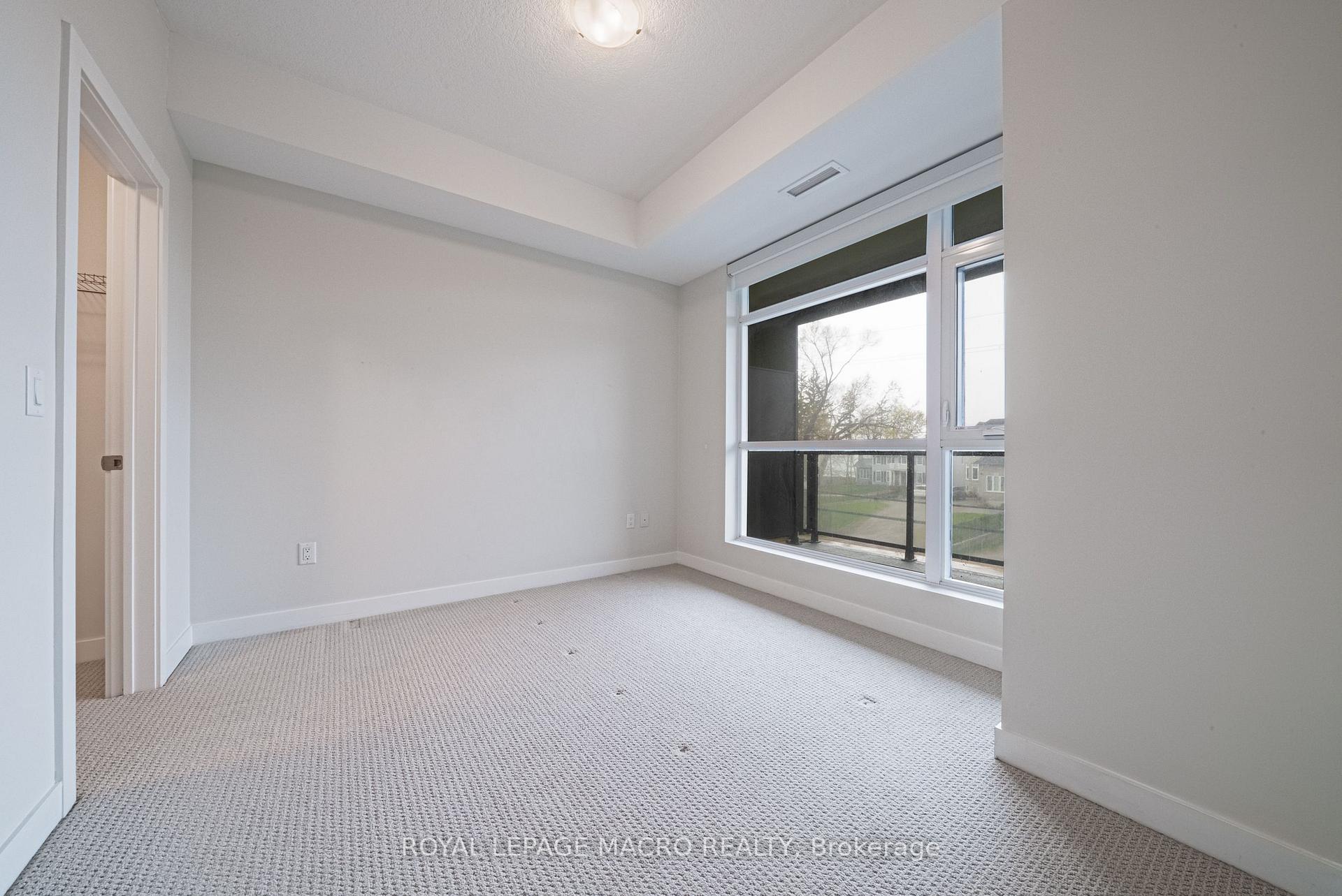 Photo 19 of Unit #210, 600 North Service Road, Hamilton, Lakeshore — HOMEH