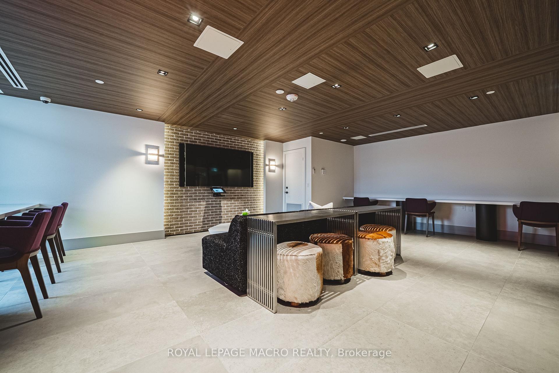 Photo 35 of Unit #210, 600 North Service Road, Hamilton, Lakeshore — HOMEH