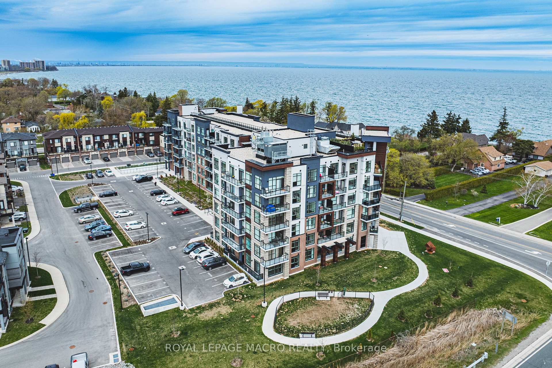 Photo 48 of Unit #210, 600 North Service Road, Hamilton, Lakeshore — HOMEH