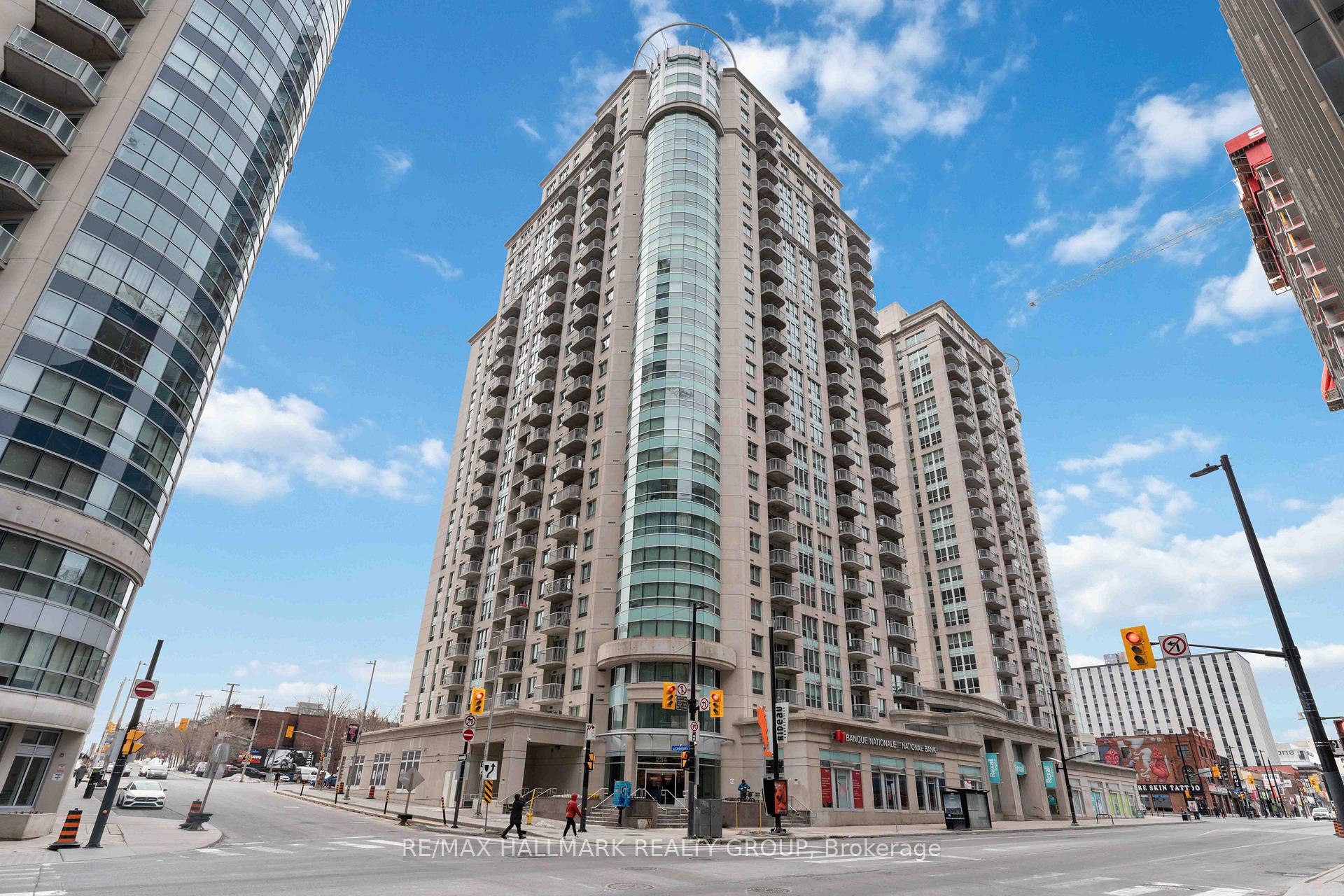 Front of Unit 1101, 234 Rideau Street