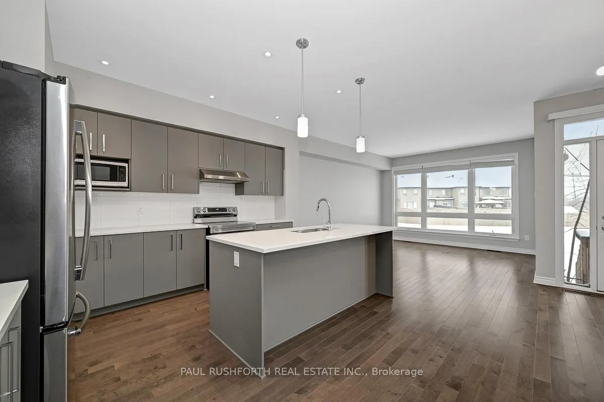 Photo 11 of 4958 Abbott Street E, Ottawa, Kanata - Emerald Meadows/Trailwest — HOMEH