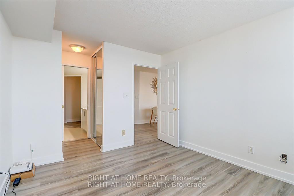 Photo 23 of Unit 404, 1625 Pickering Parkway, Pickering, Village East — HOMEH