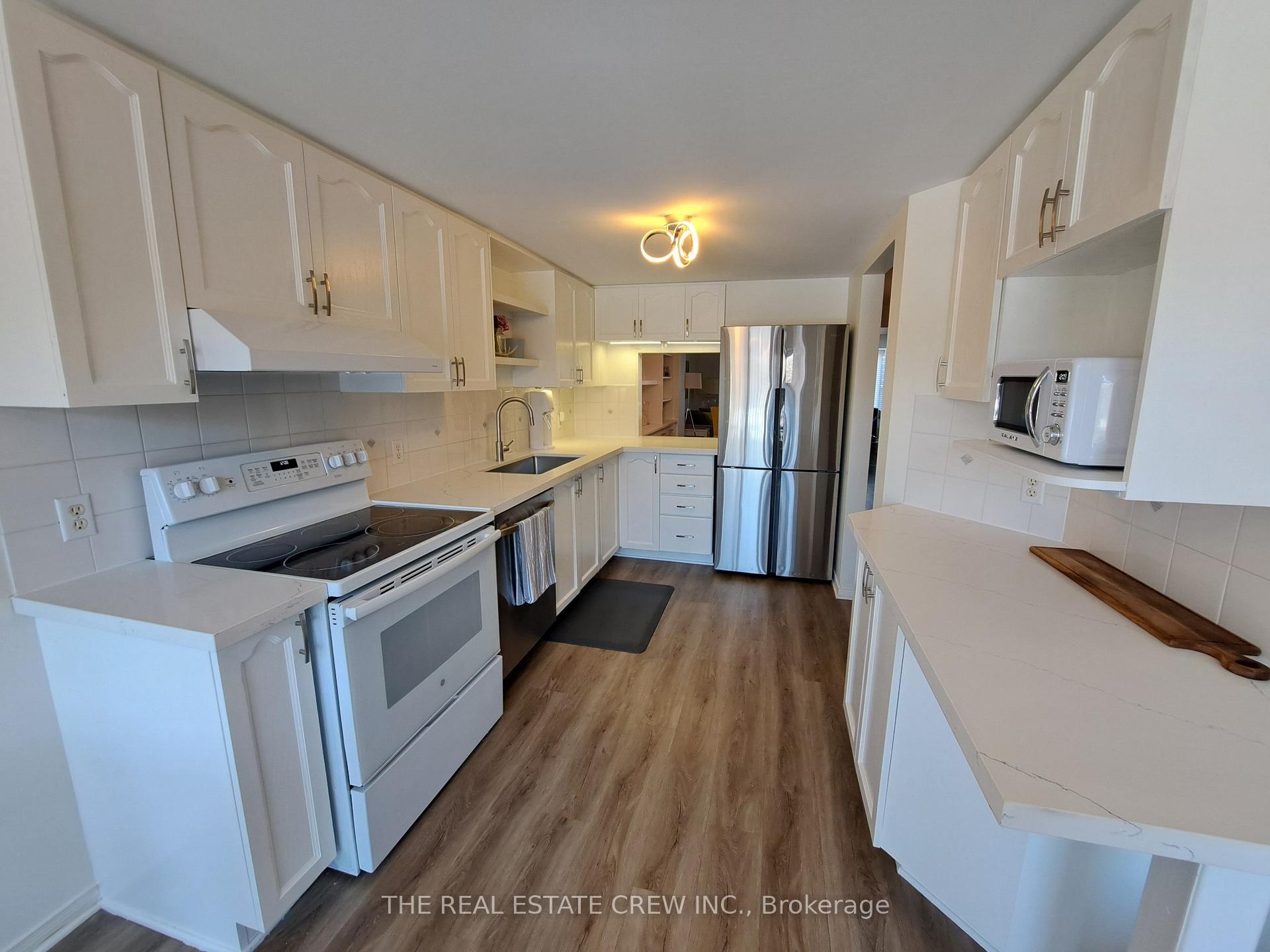 Photo 4 of 1125 Gablefield Pvt, Ottawa, Beaconwood — HOMEH