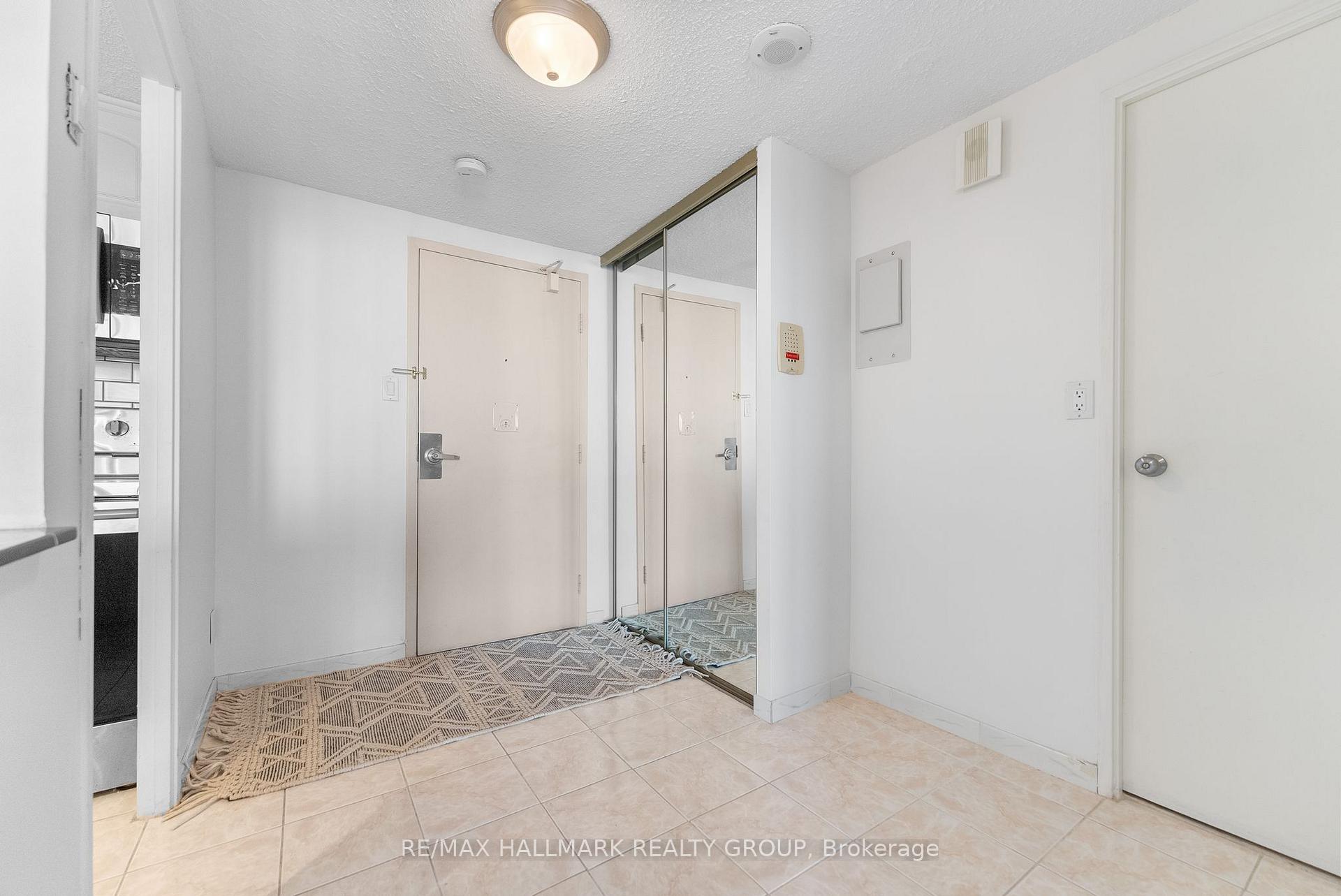 Photo 9 of Unit 2008, 1785 Frobisher Lane, Ottawa, Riverview Park — HOMEH