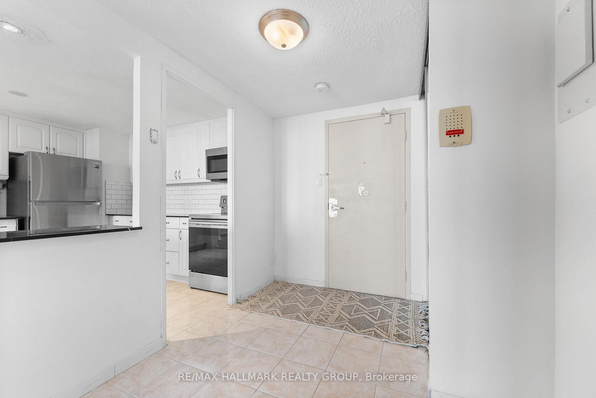 Photo 10 of Unit 2008, 1785 Frobisher Lane, Ottawa, Riverview Park — HOMEH