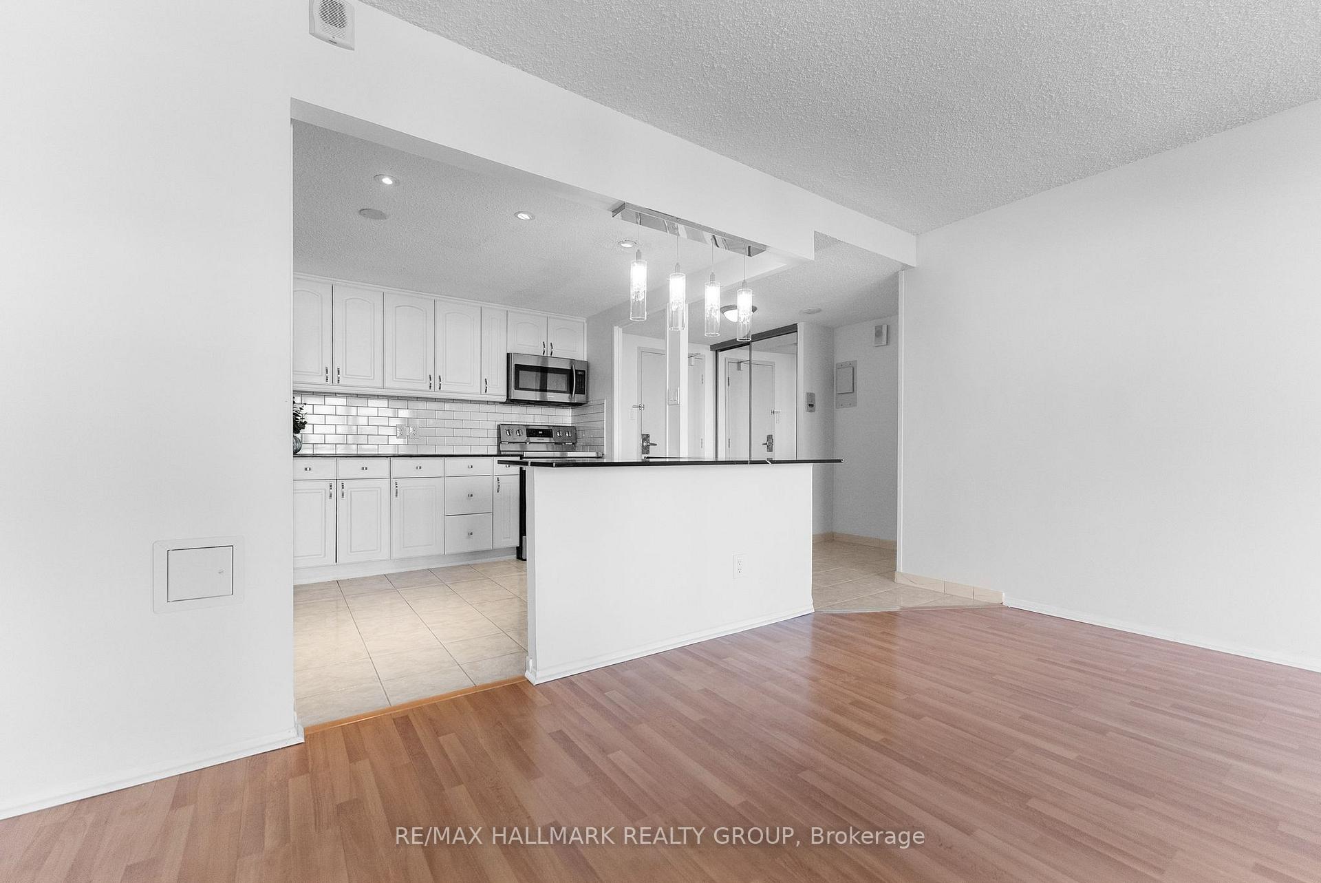 Photo 15 of Unit 2008, 1785 Frobisher Lane, Ottawa, Riverview Park — HOMEH