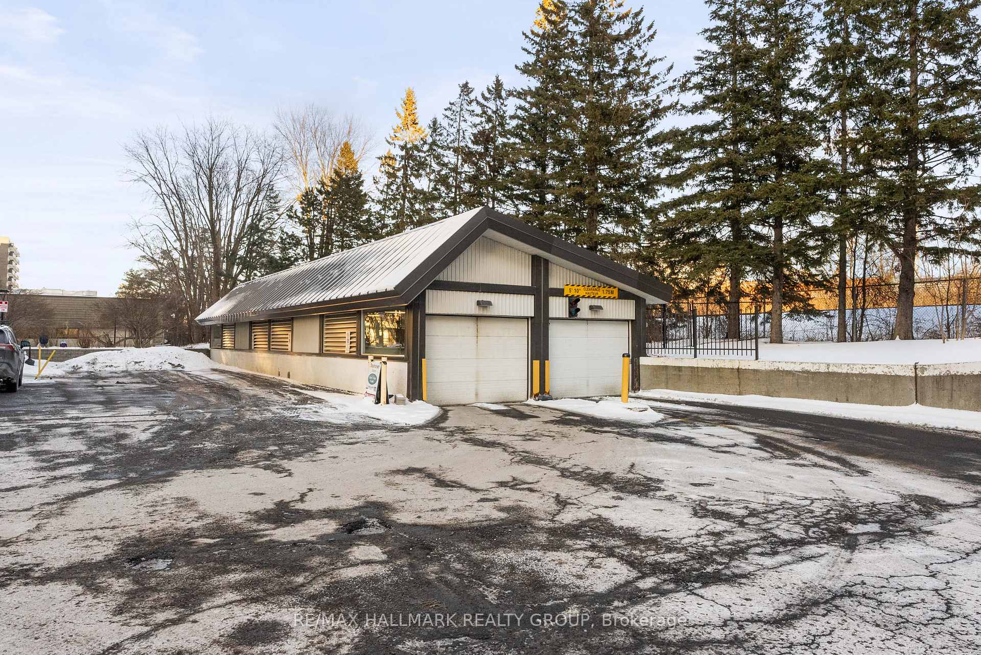 Photo 42 of Unit 2008, 1785 Frobisher Lane, Ottawa, Riverview Park — HOMEH